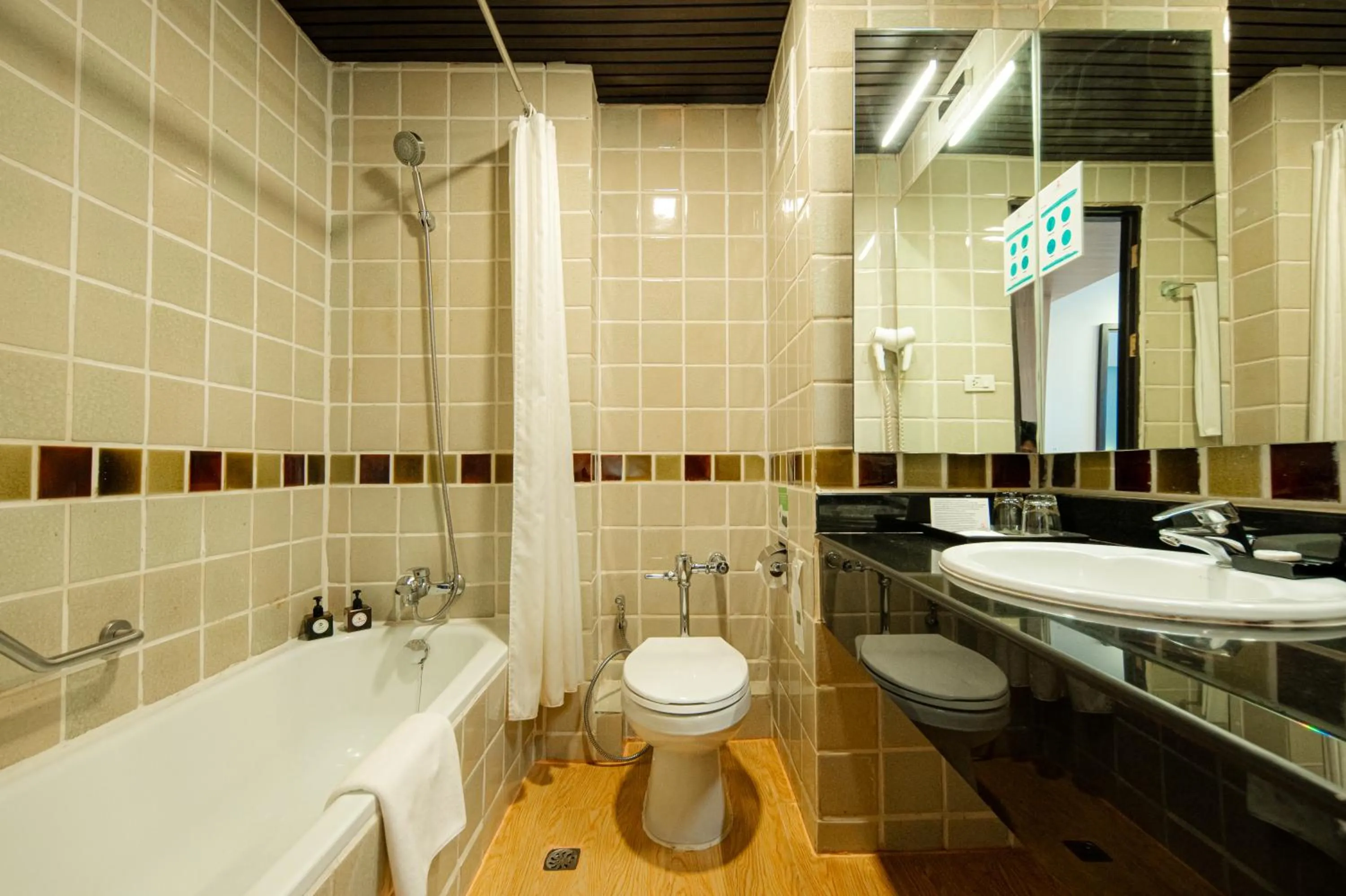 Bathroom in Sunbeam Hotel Pattaya