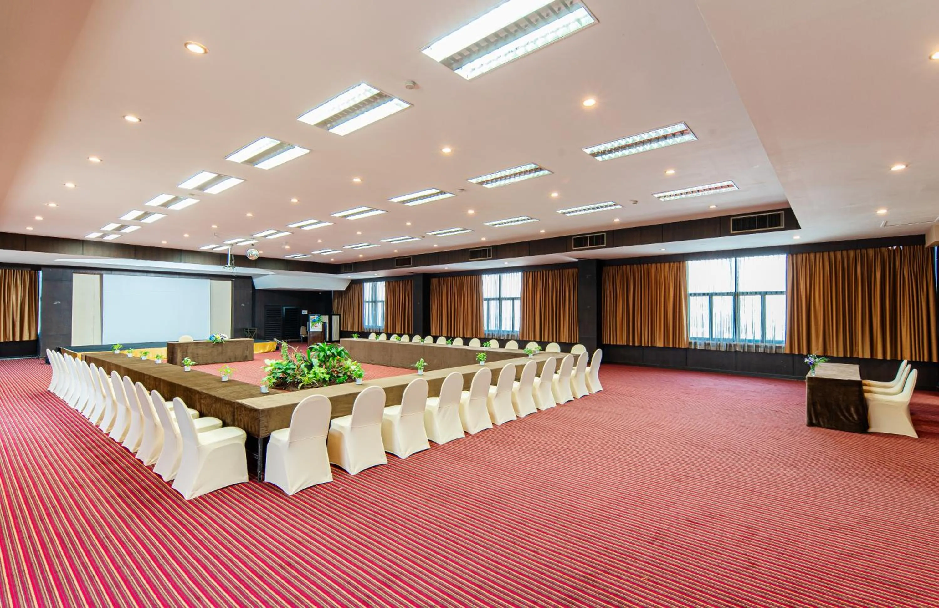 Meeting/conference room in Sunbeam Hotel Pattaya