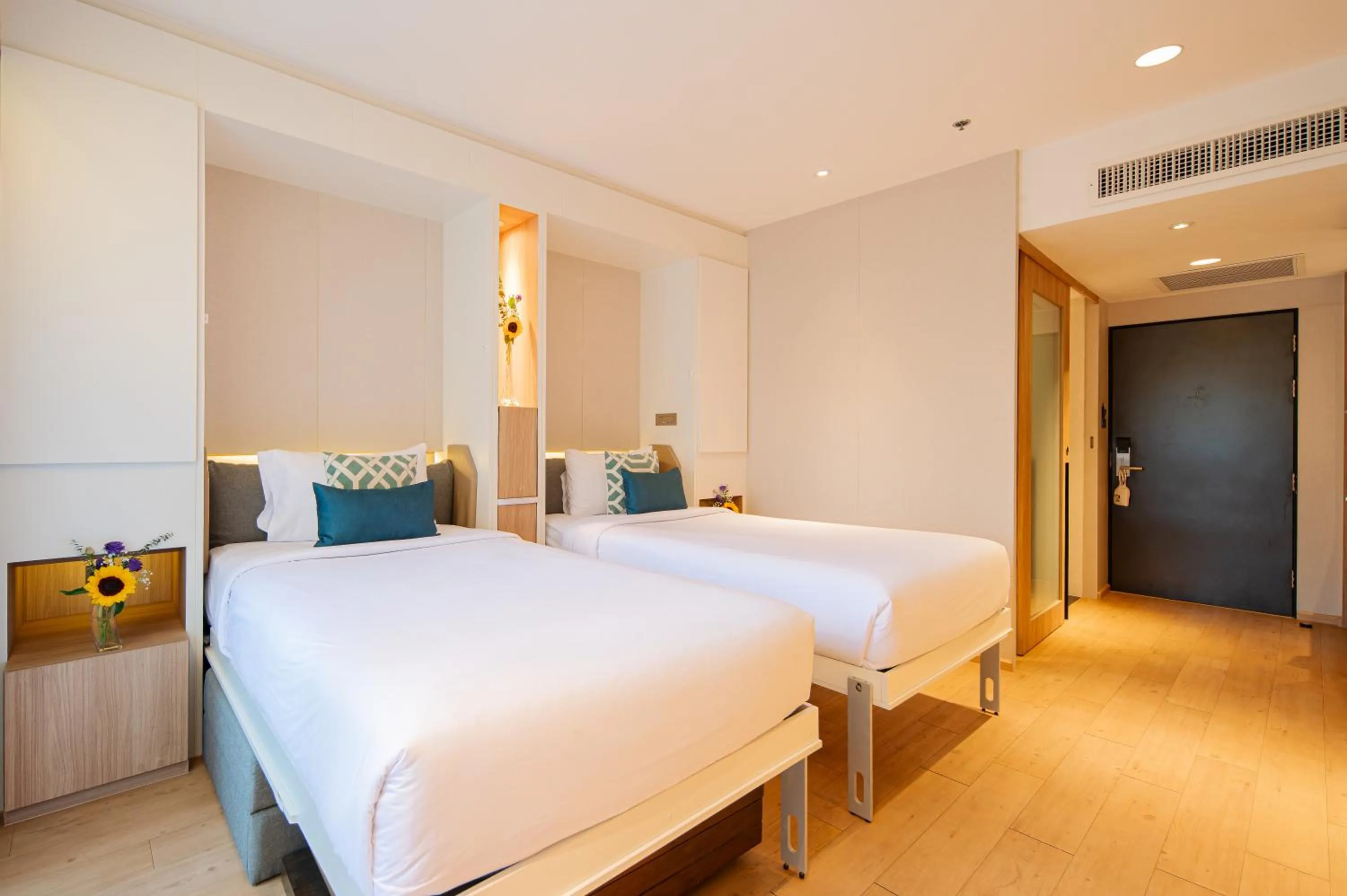 Bed in Sunbeam Hotel Pattaya