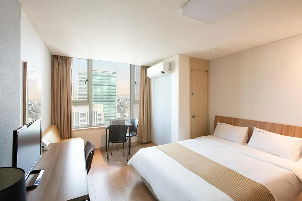 Bed in Hyundai Residence