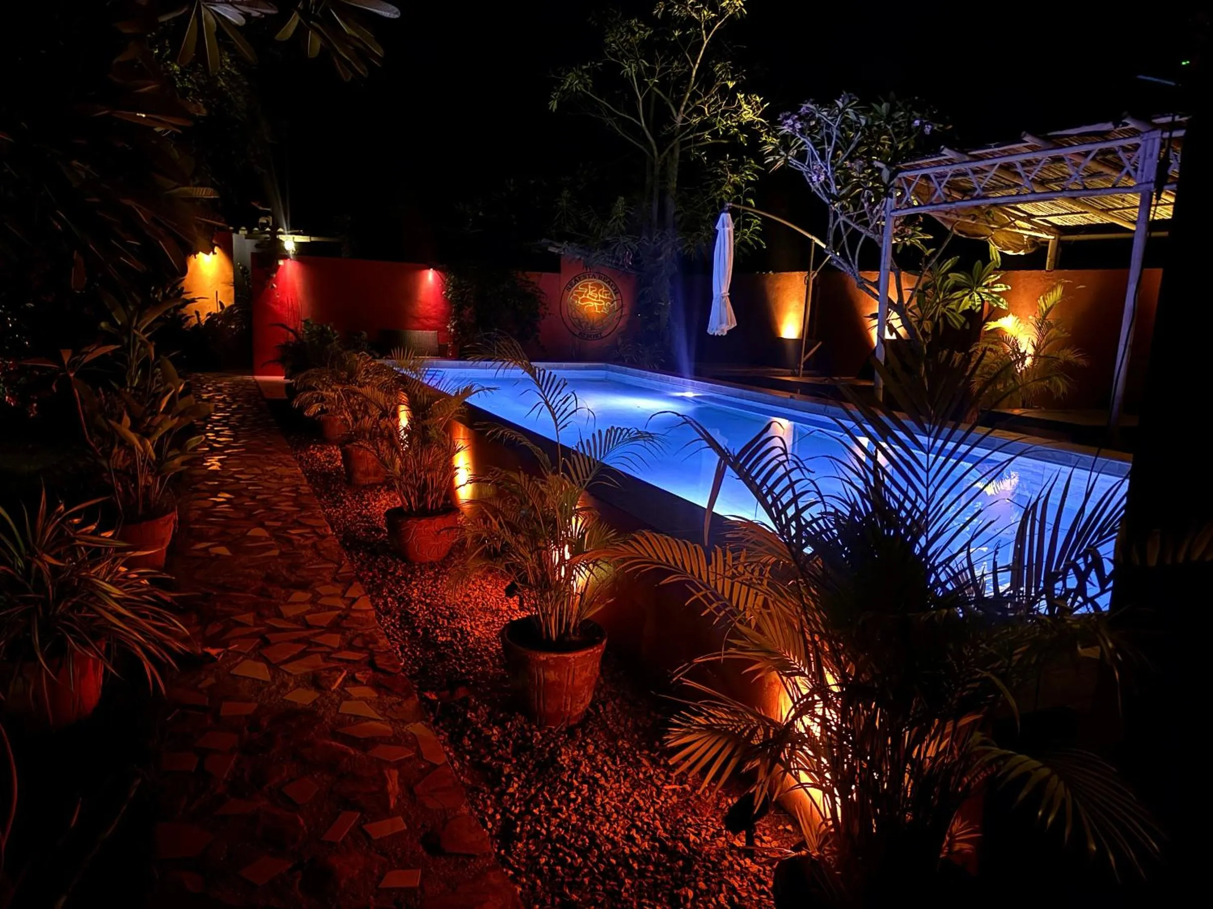 Night in SeaEsta Beach