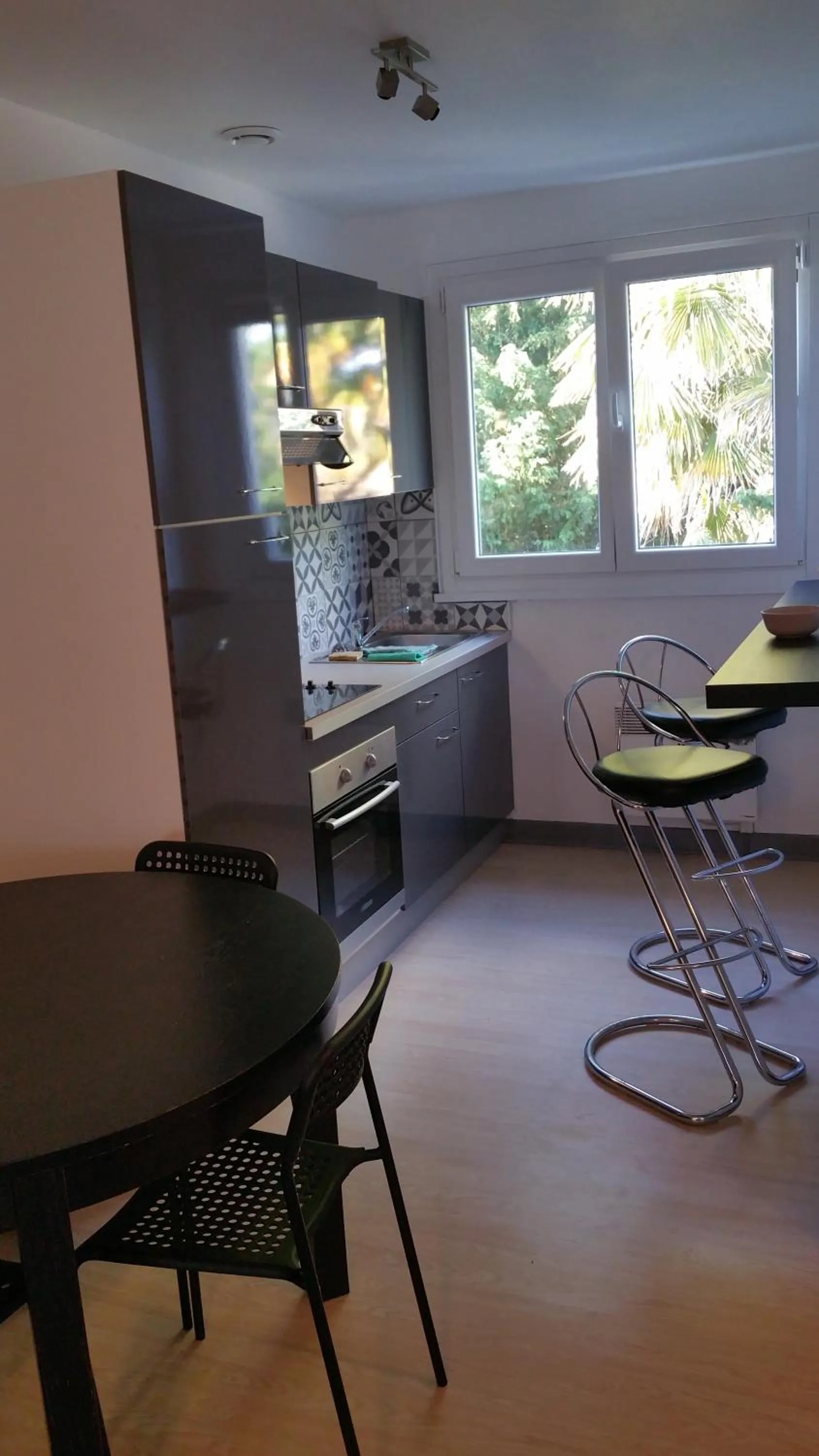 Kitchen or kitchenette in Meung sur Loire sur la route des Châteaux