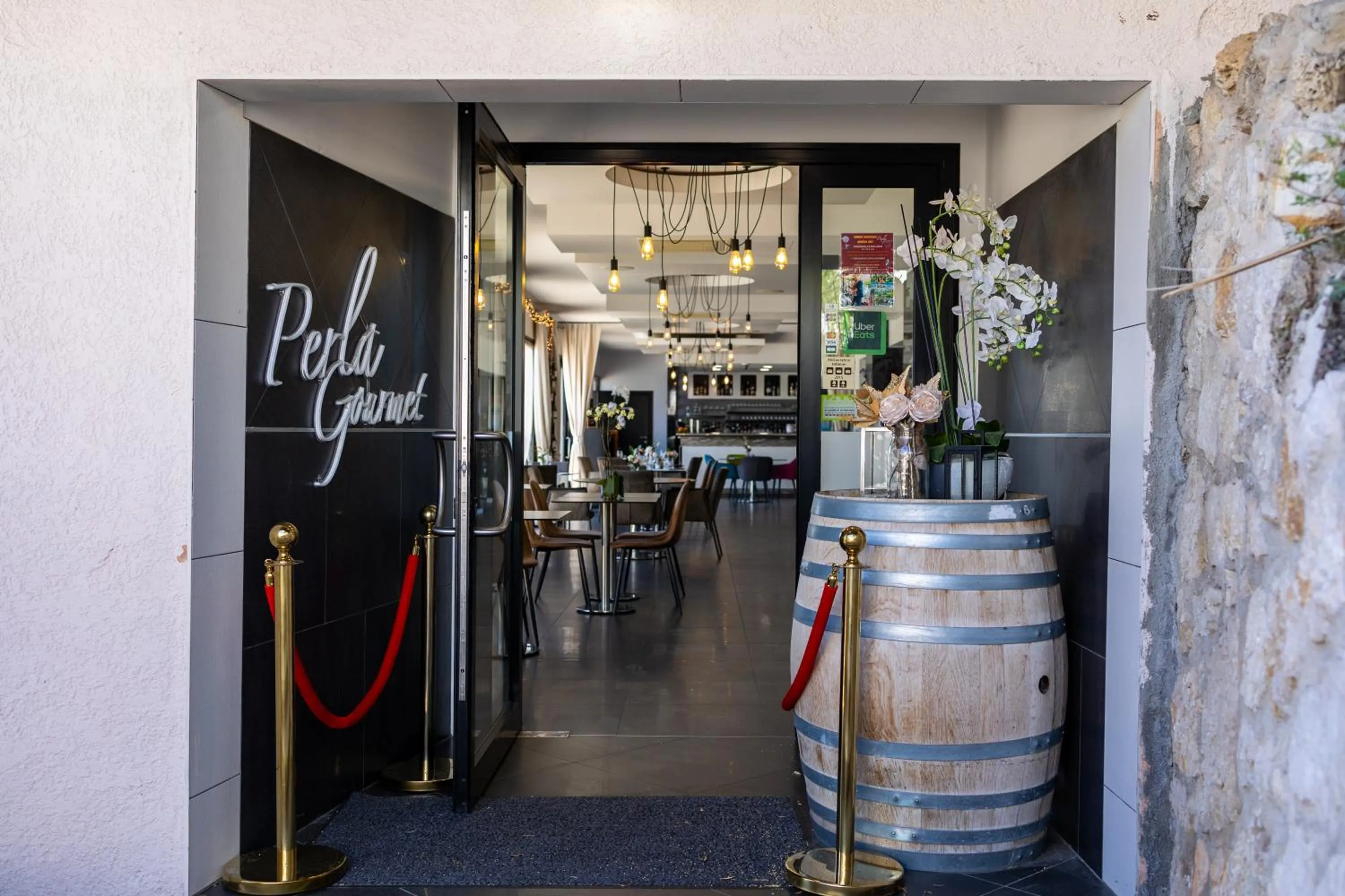 Logis Hotel Perla Riviera & Restaurant