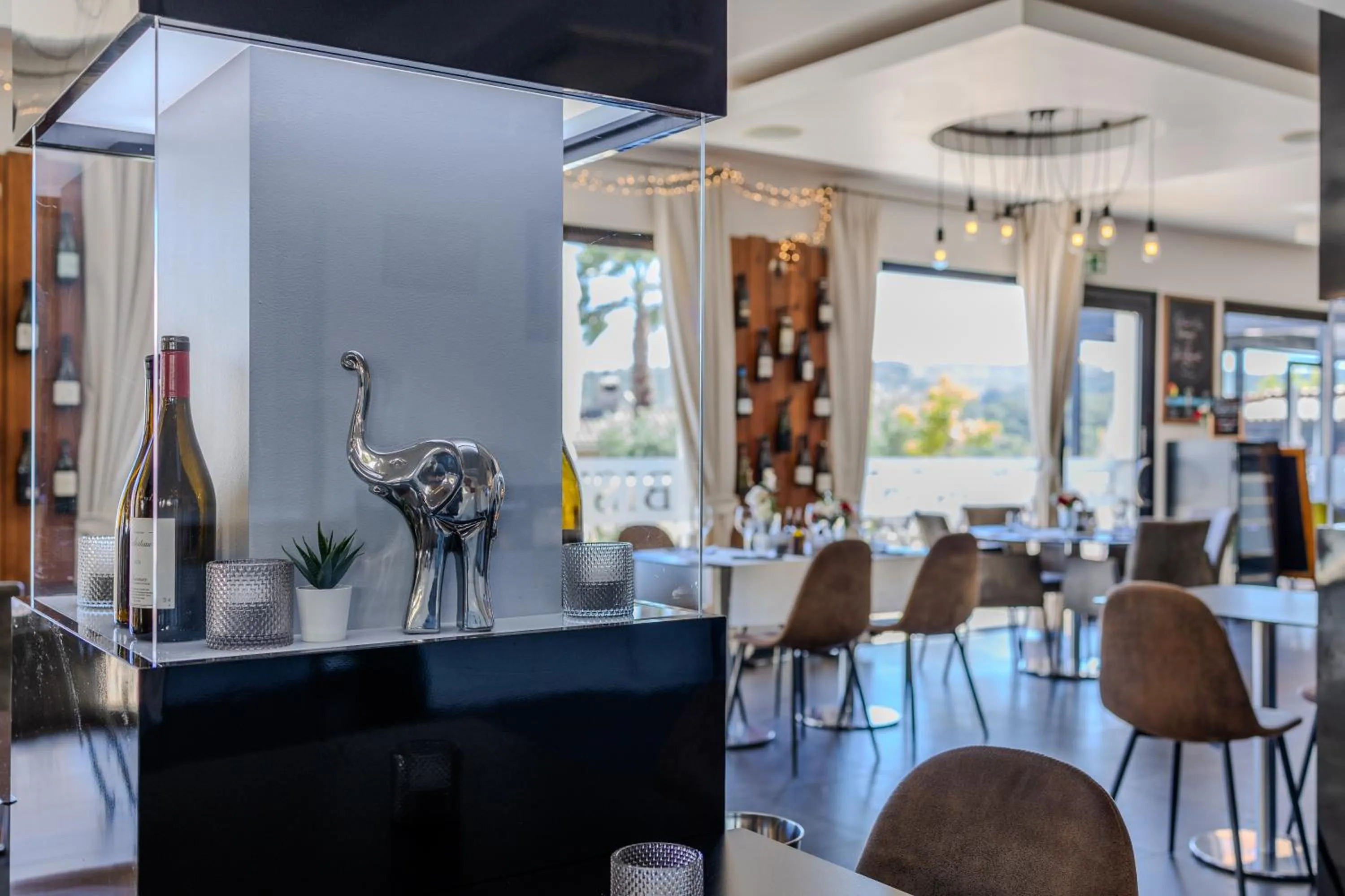 Logis Hotel Perla Riviera & Restaurant