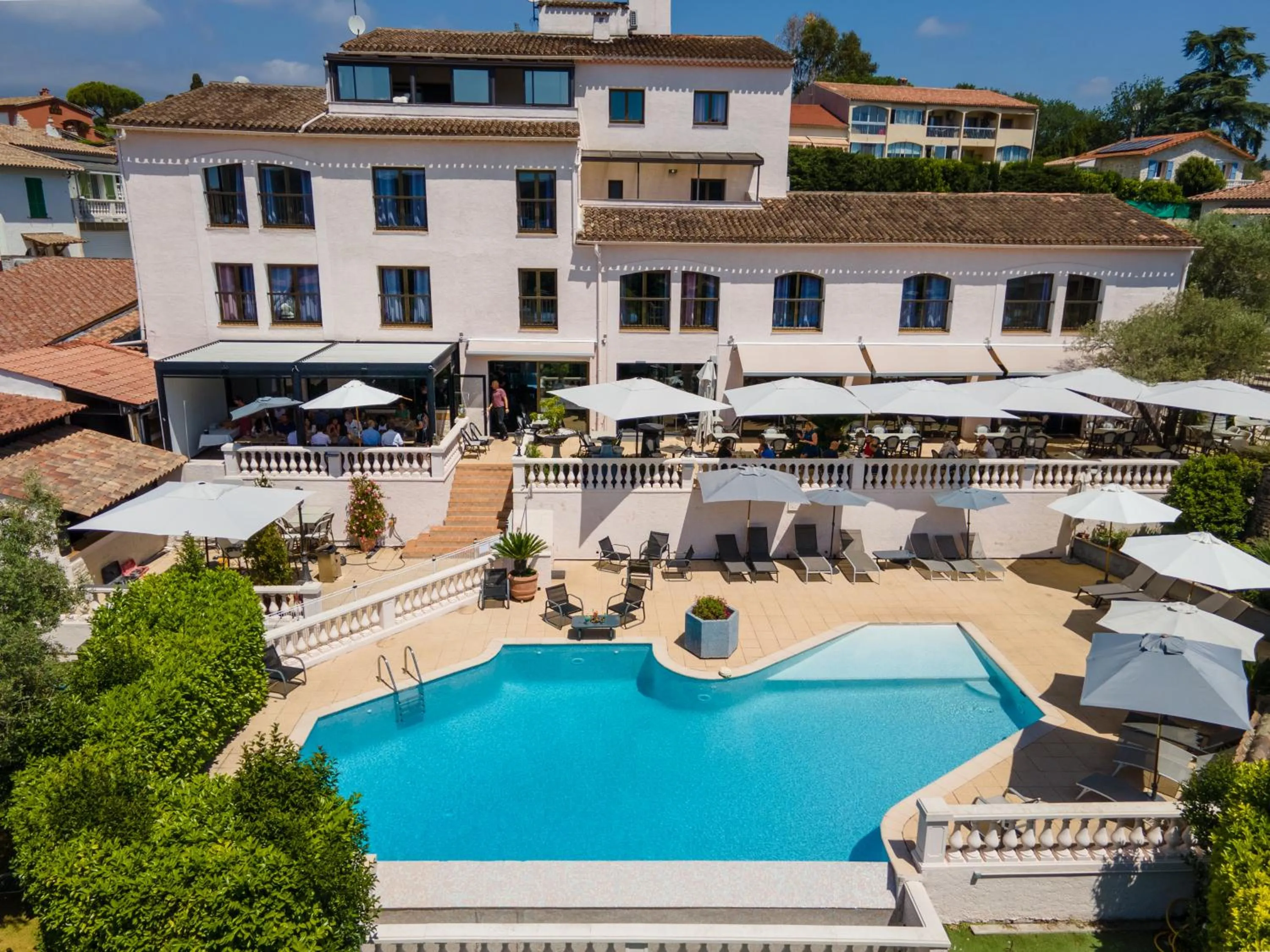 Logis Hotel Perla Riviera & Restaurant