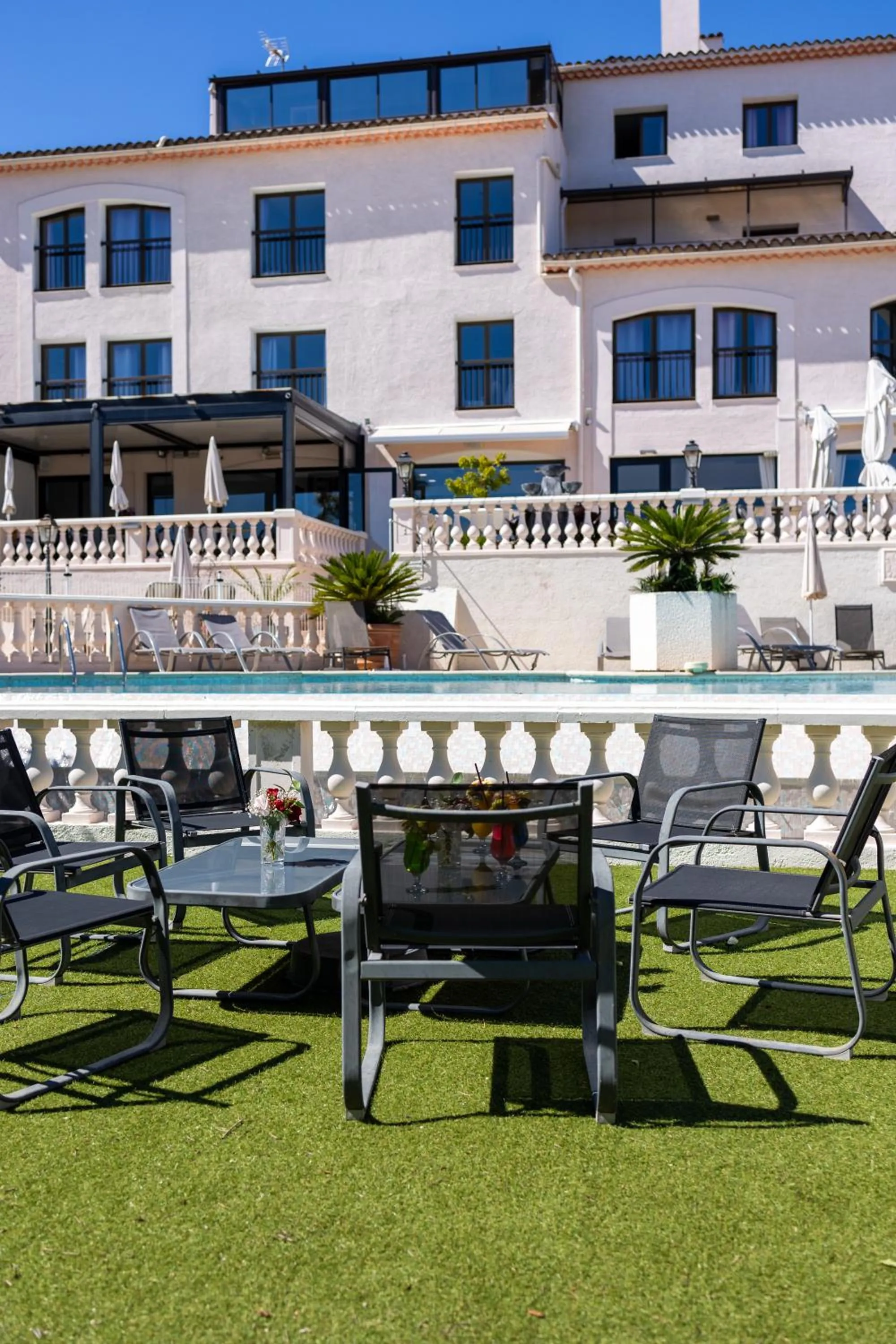 Logis Hotel Perla Riviera & Restaurant