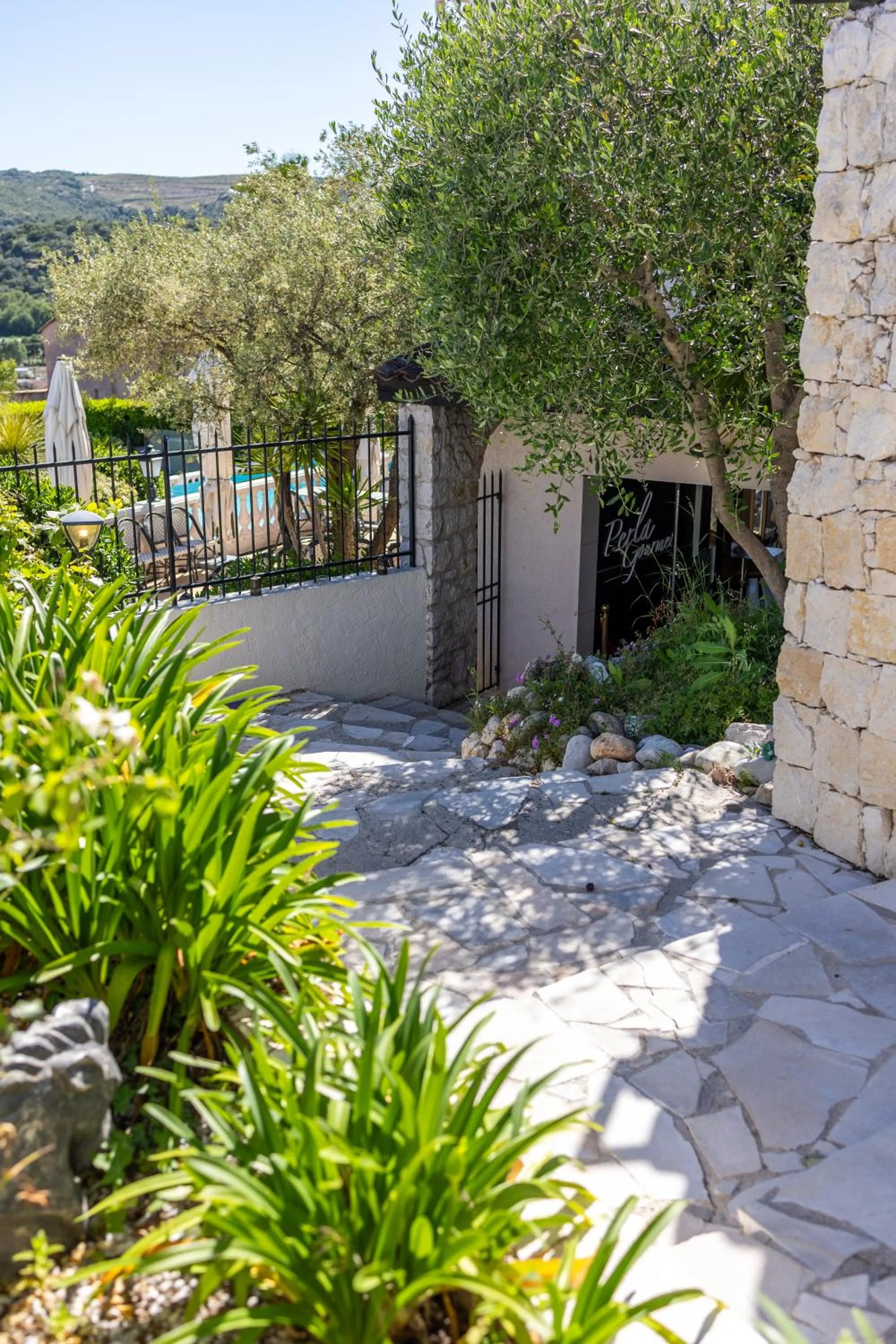 Logis Hotel Perla Riviera & Restaurant