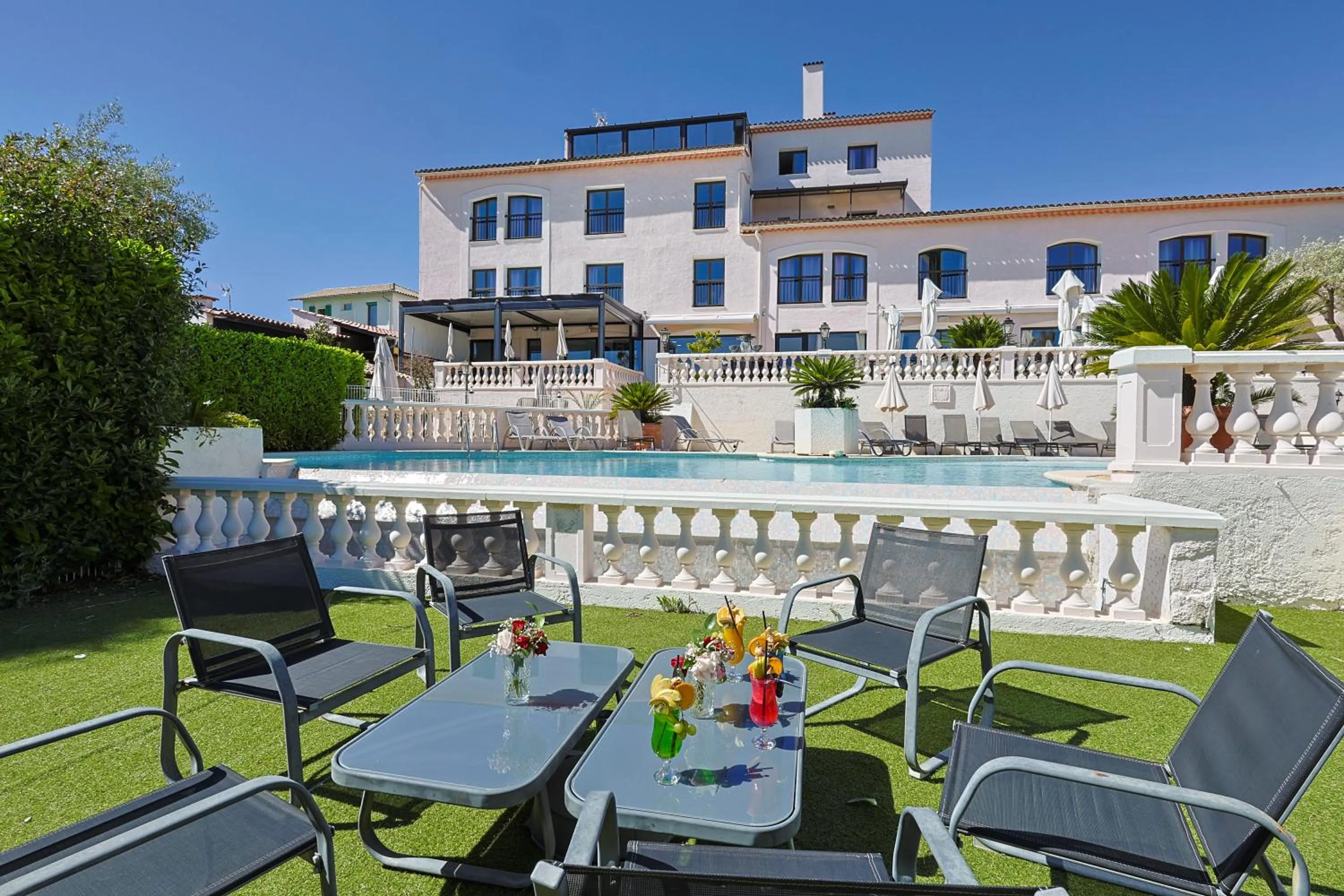 Logis Hotel Perla Riviera & Restaurant