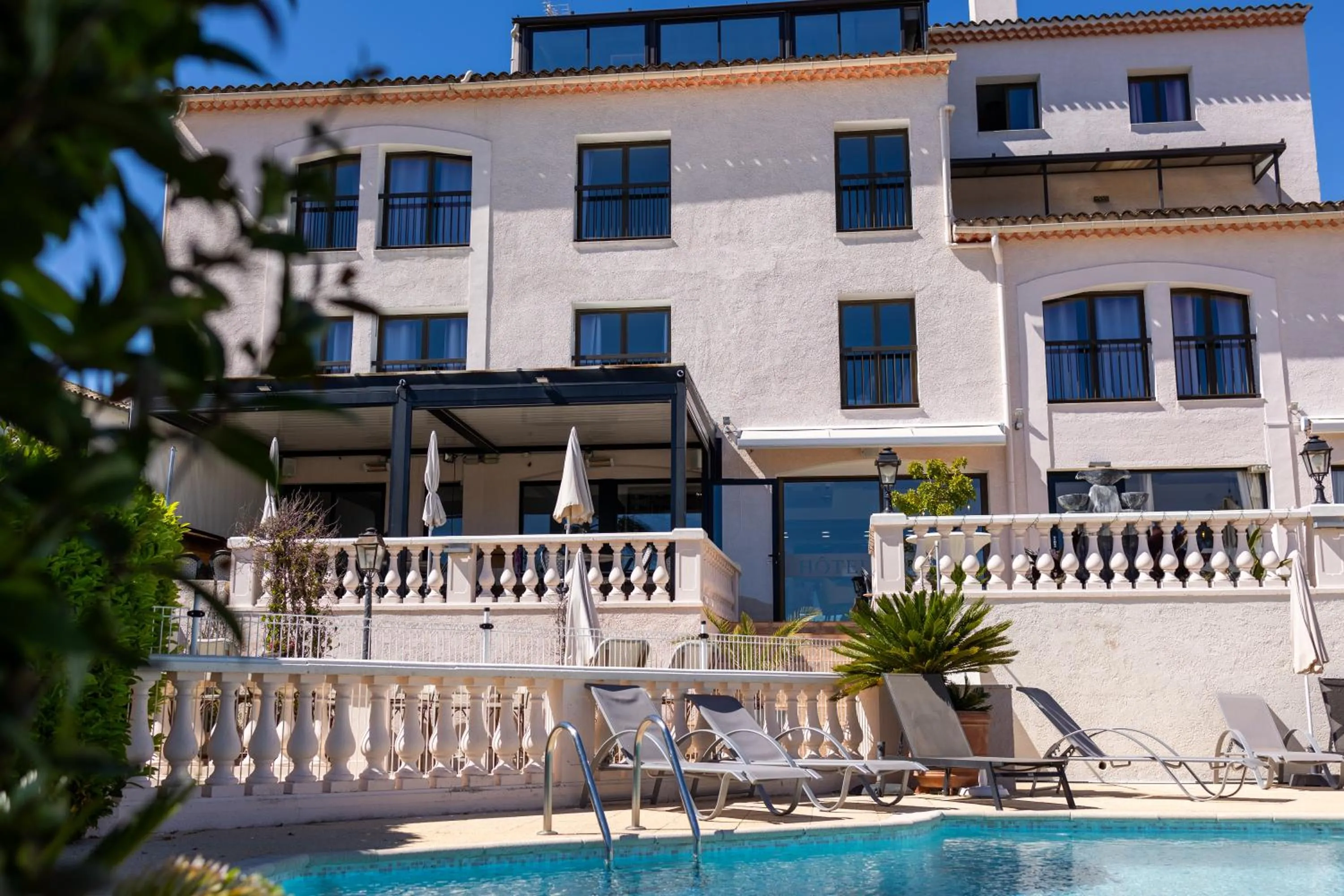 Logis Hotel Perla Riviera & Restaurant