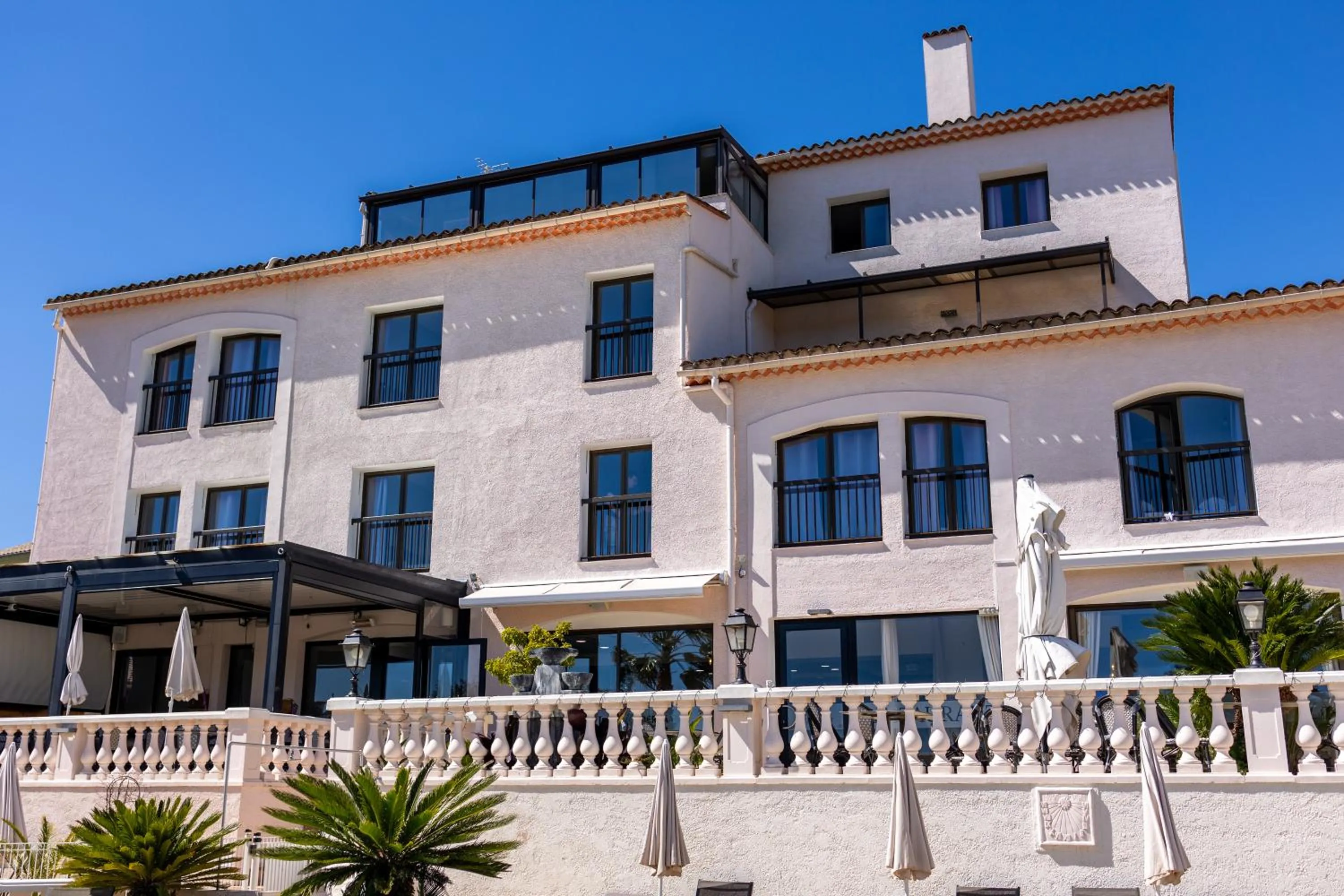 Logis Hotel Perla Riviera & Restaurant