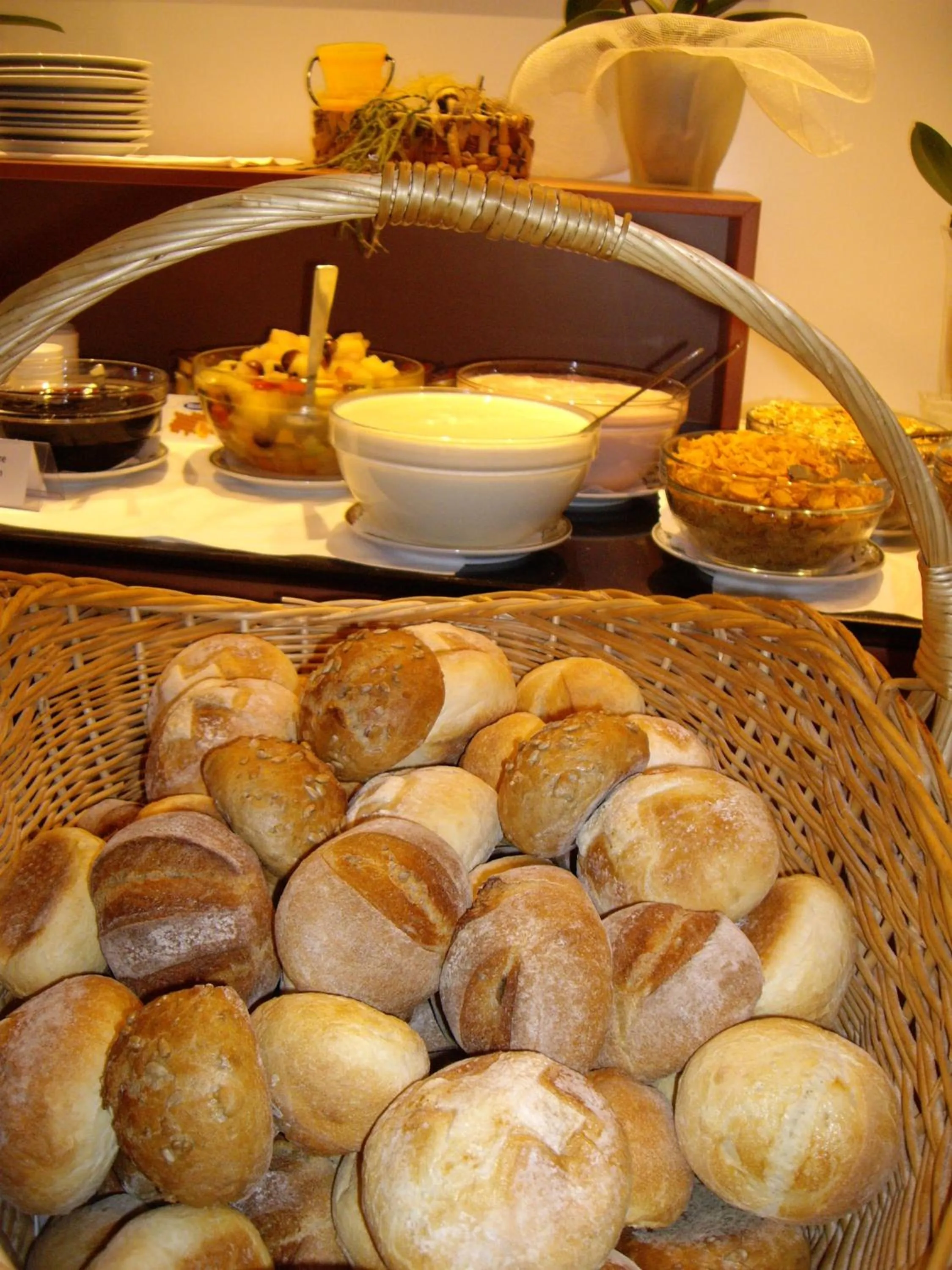 Buffet breakfast in Hotel Klausenhof Flüeli