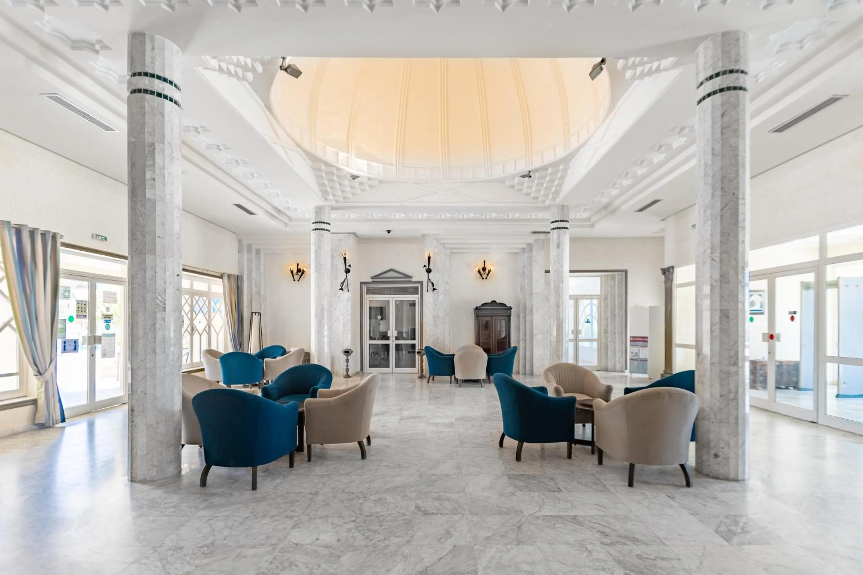 Lobby or reception in Hotel Venice Beach- Families and Couples Only