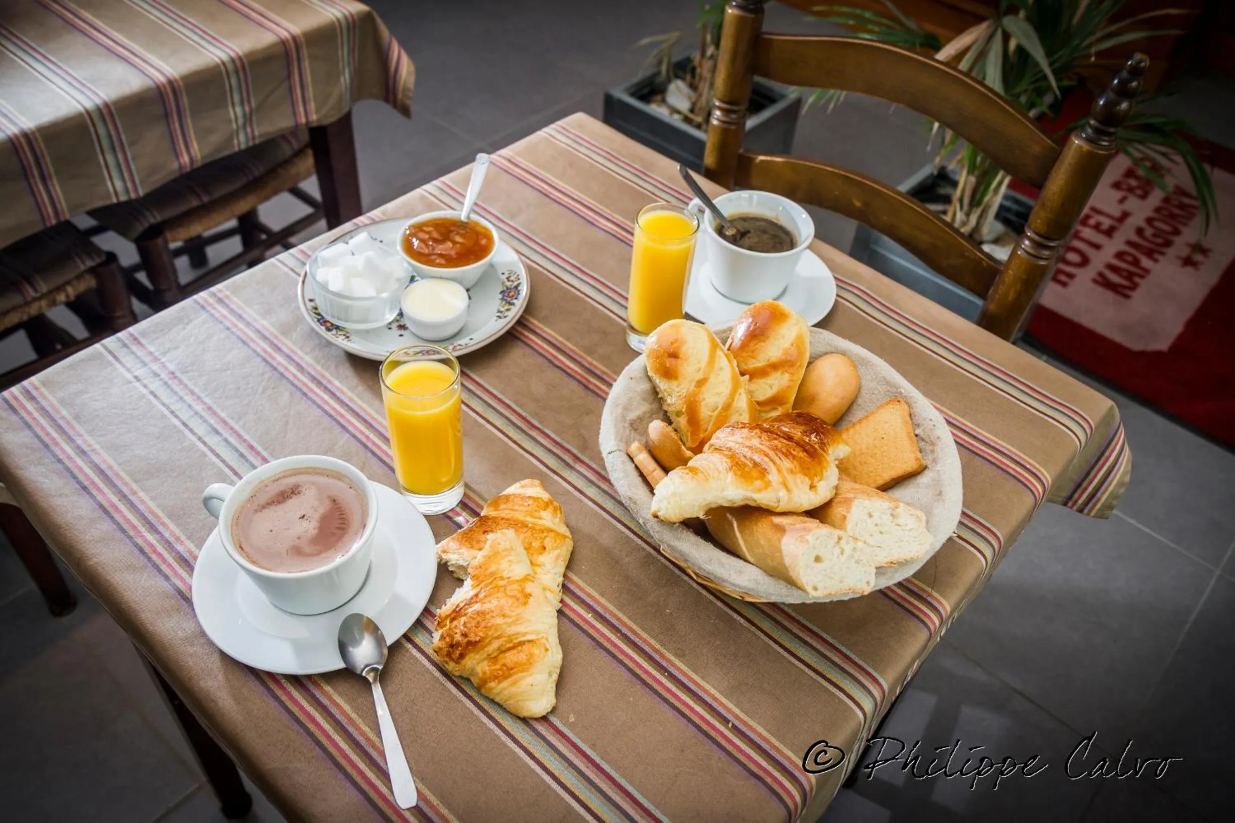 Food and drinks in Hotel Kapa Gorry