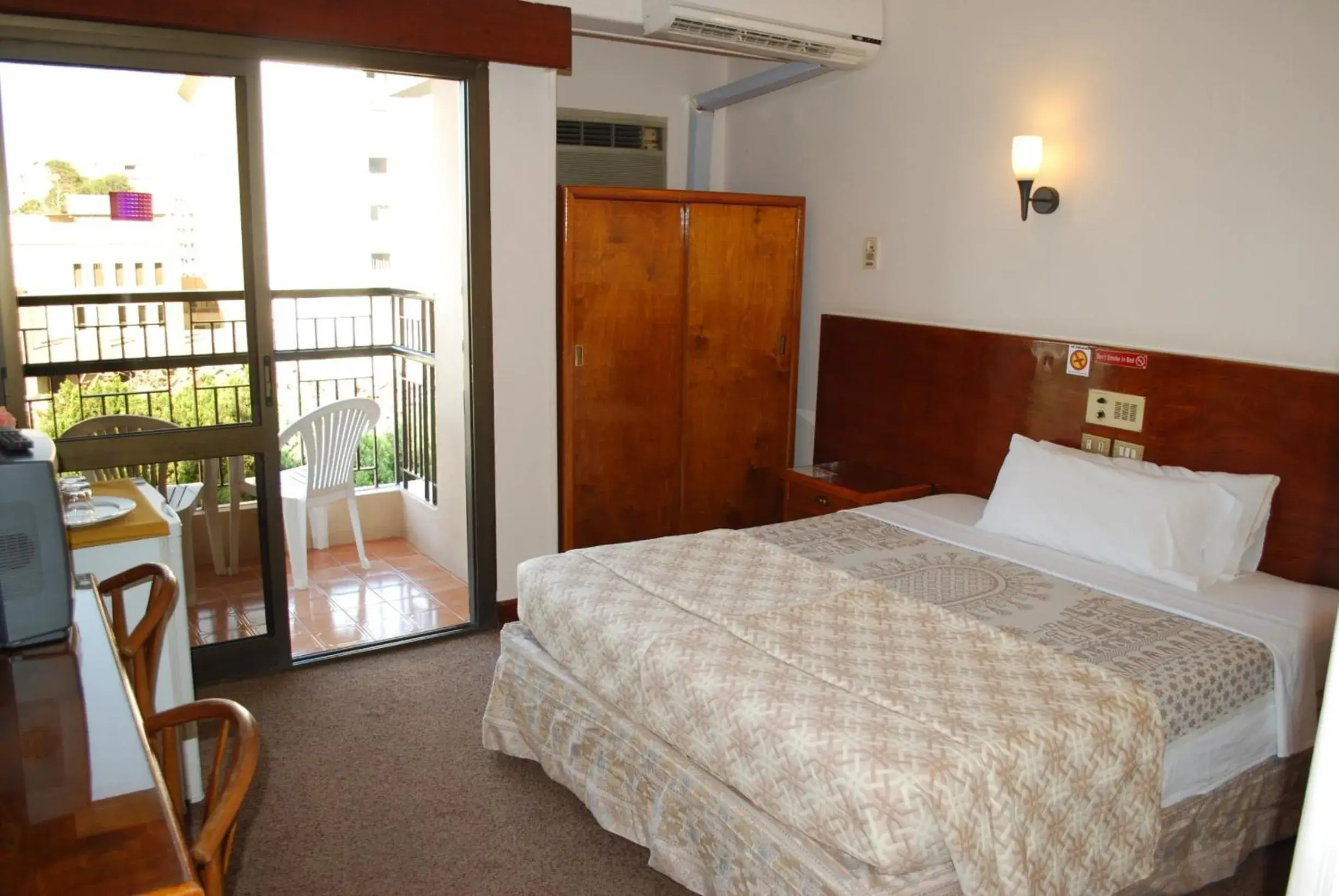 Standard Single Room in St.Joseph Hotel Standard Single Room in St.Joseph Hotel