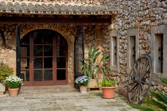 Facade/entrance in Agroturismo Finca Sa Tanca