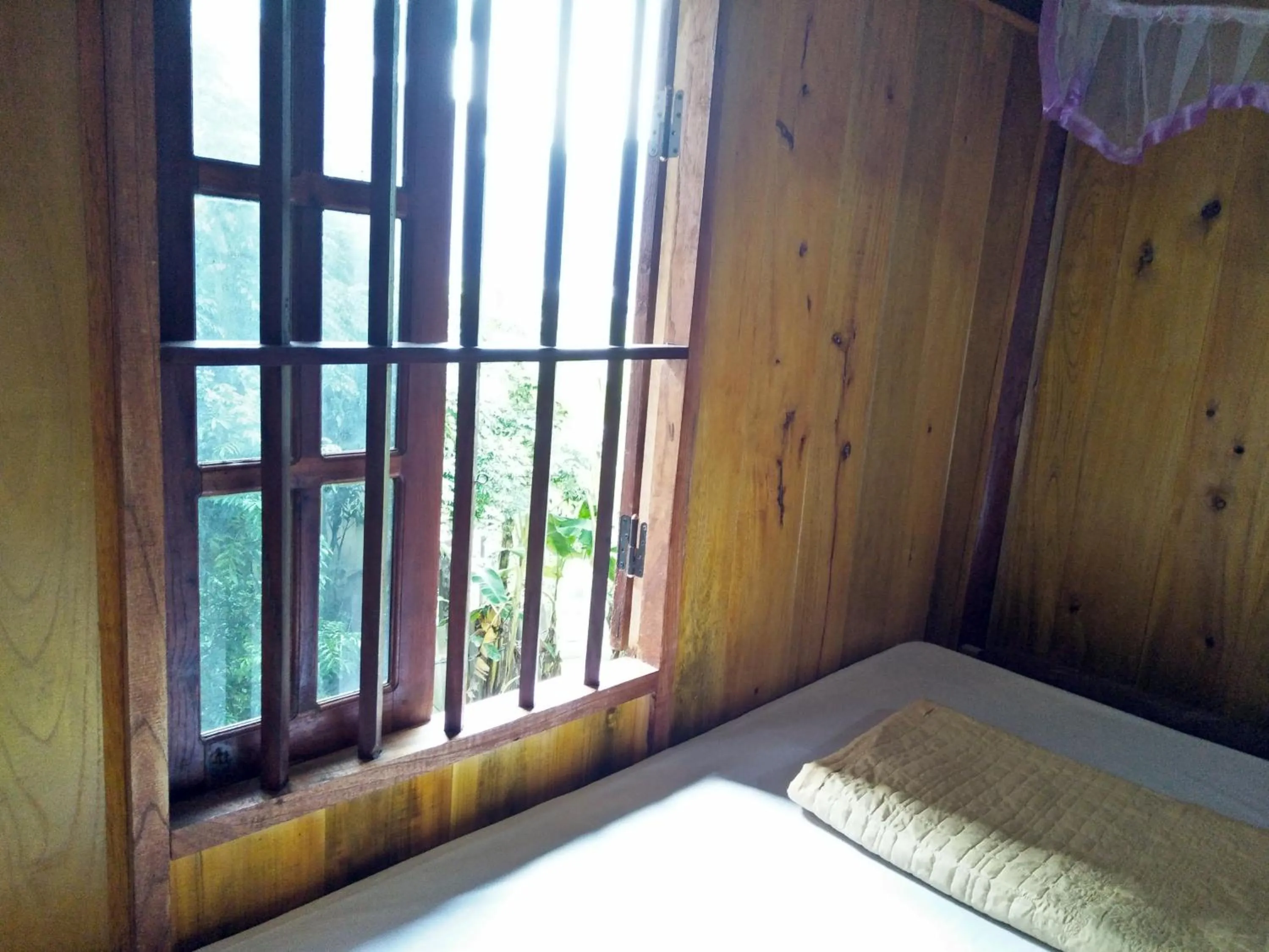 Bed in Ba Be lake-Huyền Hào Homestay