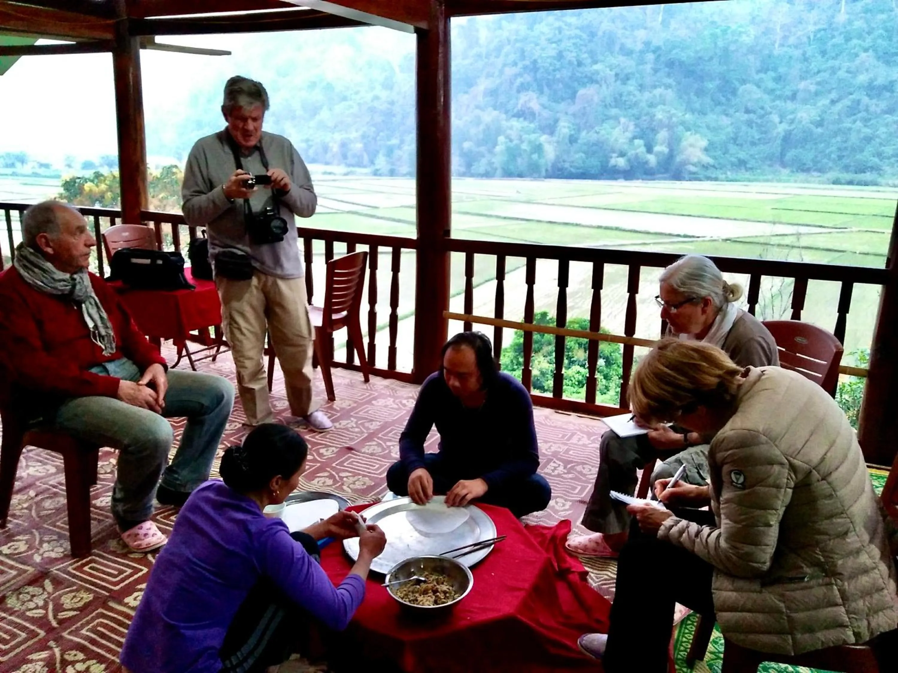 Ba Be lake-Huyền Hào Homestay