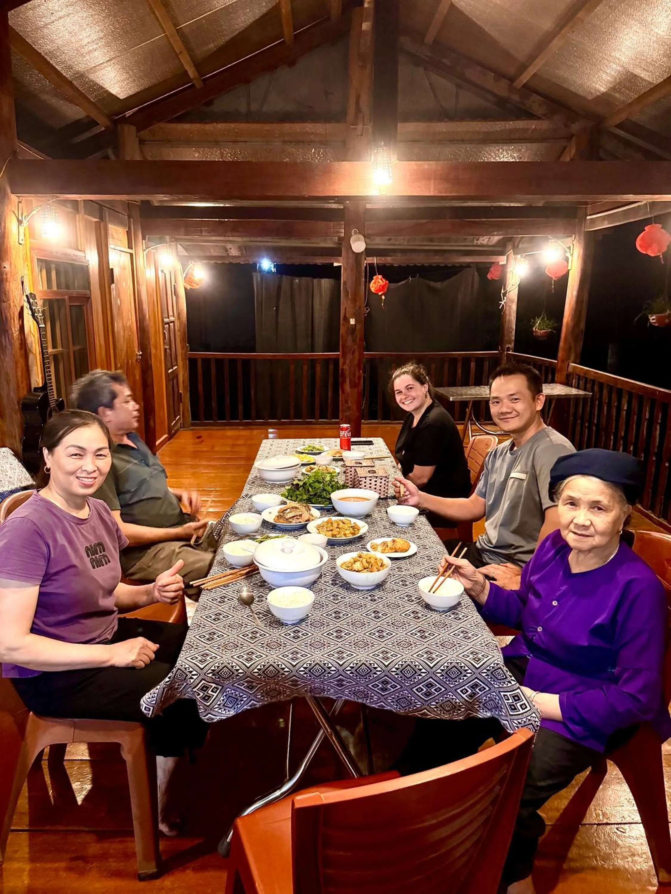 Ba Be lake-Huyền Hào Homestay