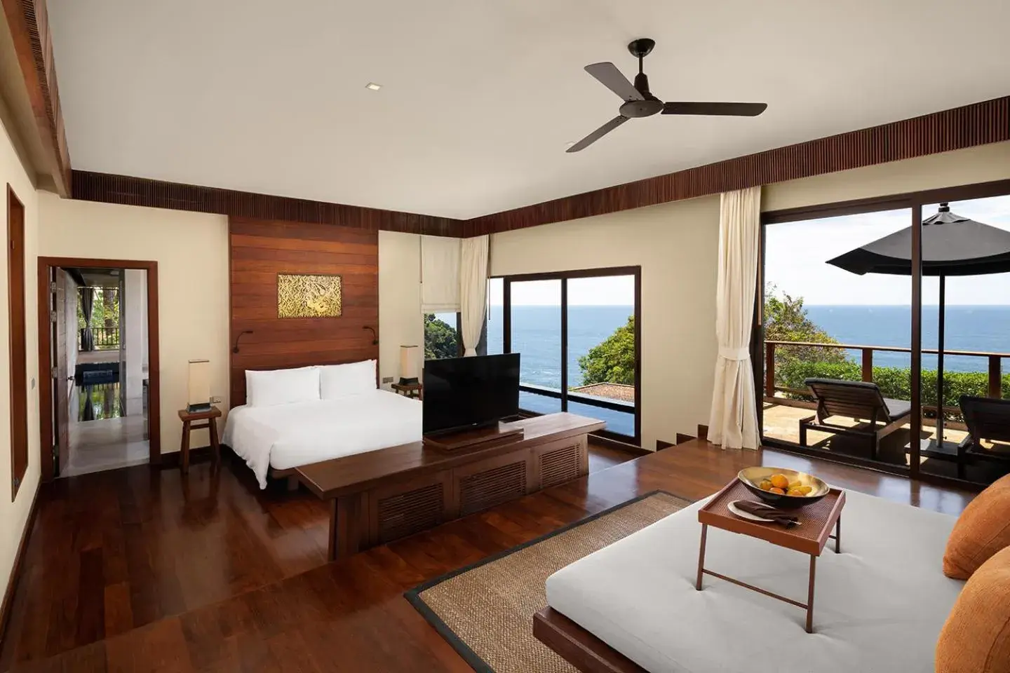 Bed in Paresa Resort Phuket Bed in Paresa Resort Phuket