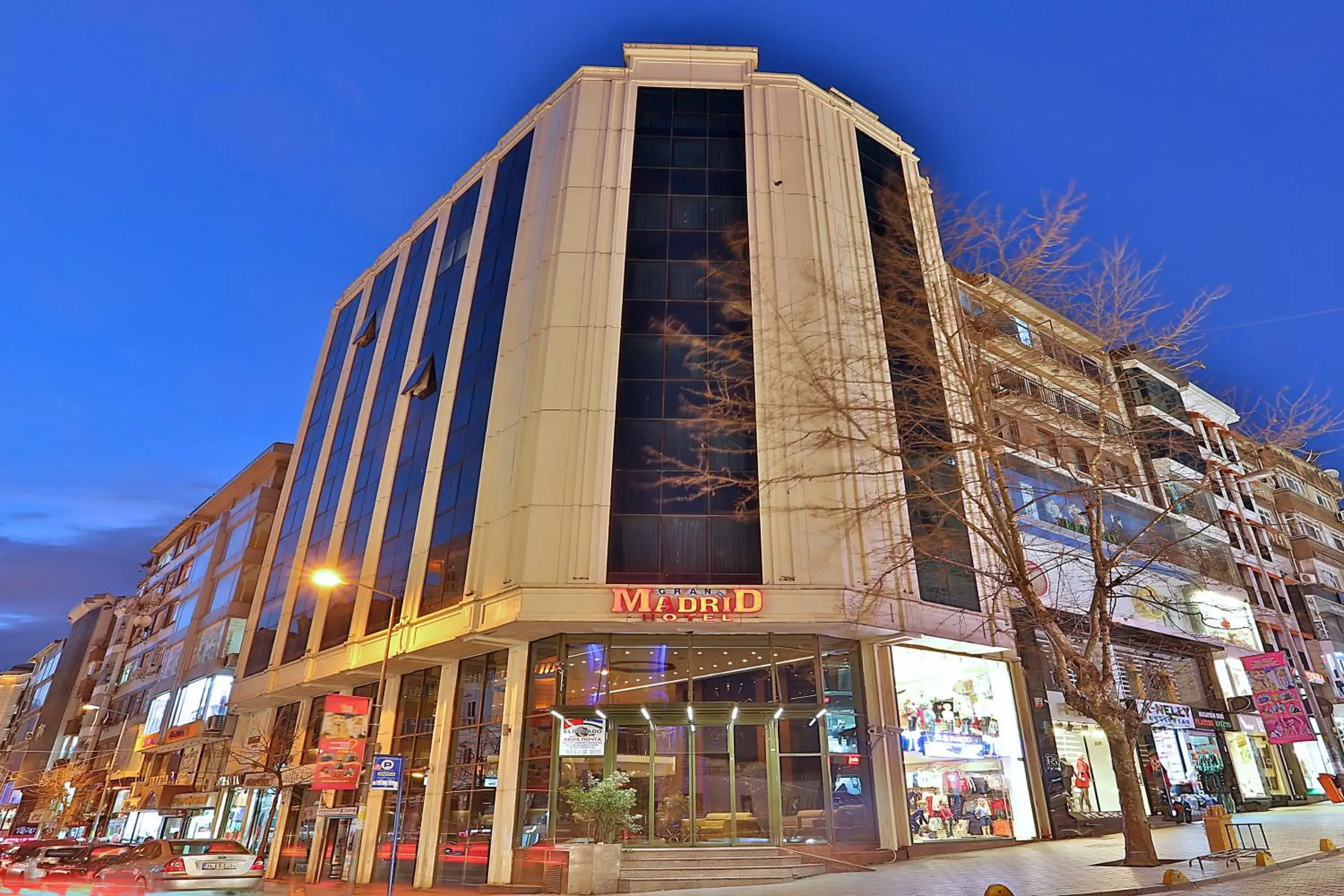 Facade/entrance in Grand Madrid Hotel Facade/entrance in Grand Madrid Hotel