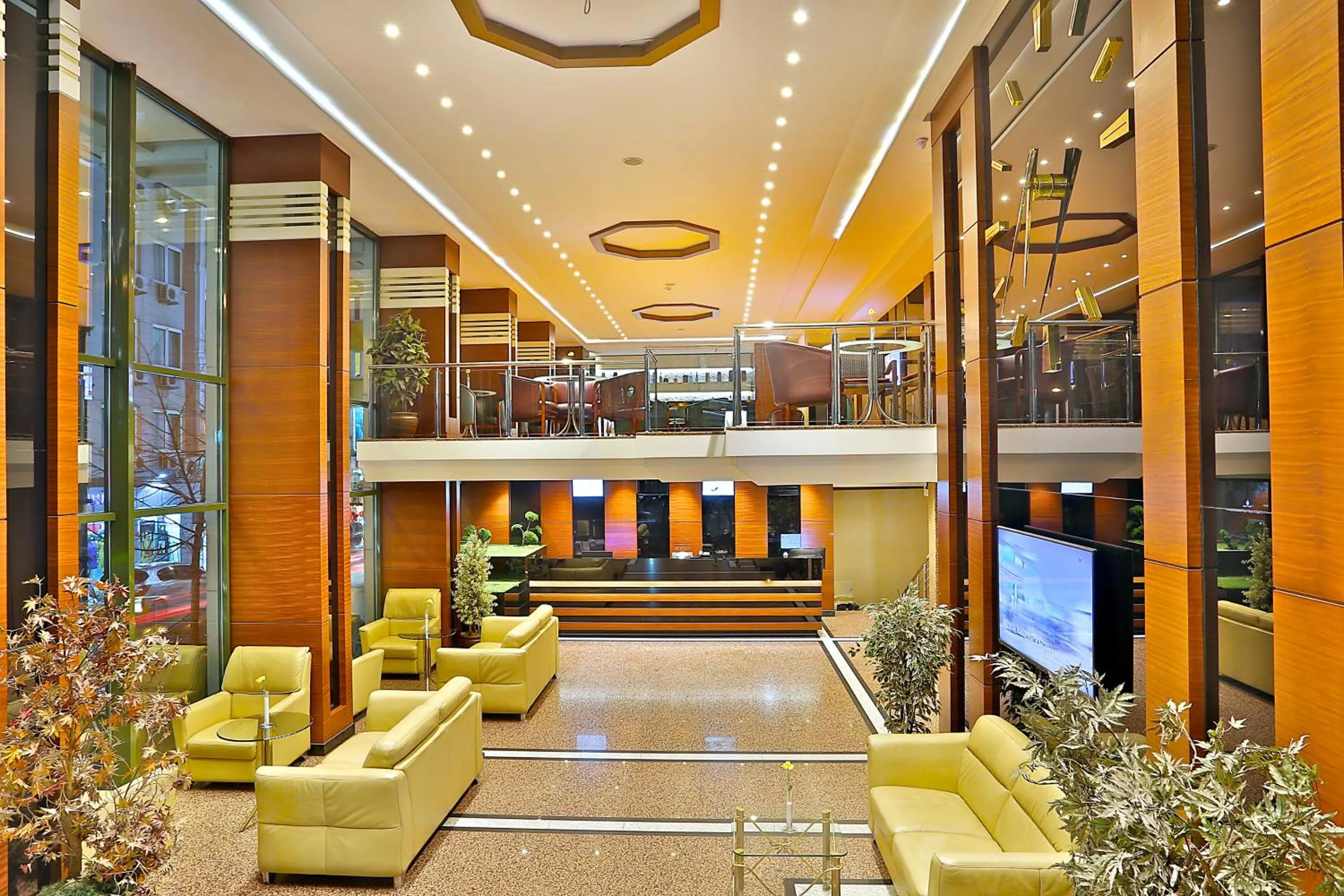 Lobby or reception in Grand Madrid Hotel