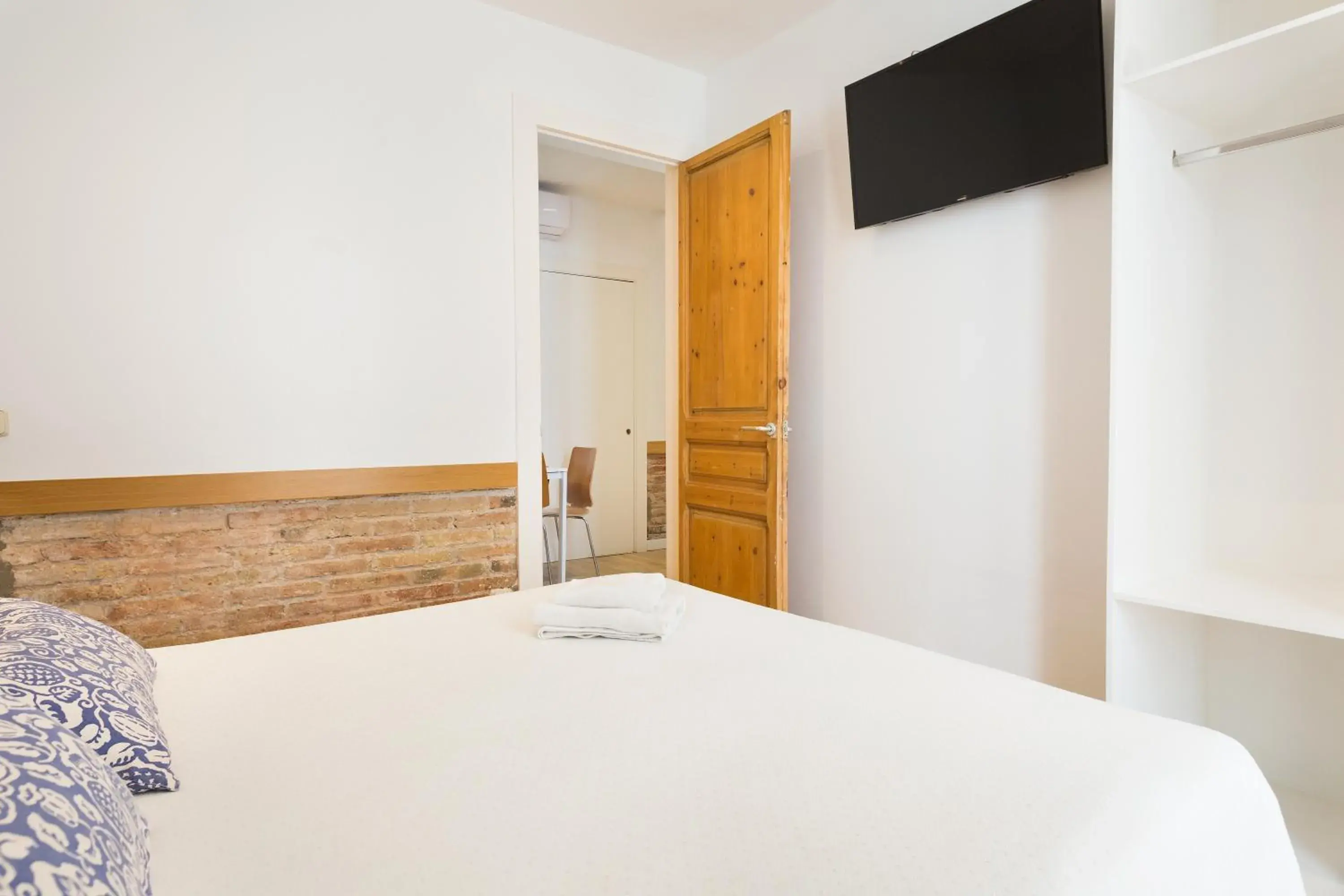 Bed in BcnStop Parc Güell Bed in BcnStop Parc Güell