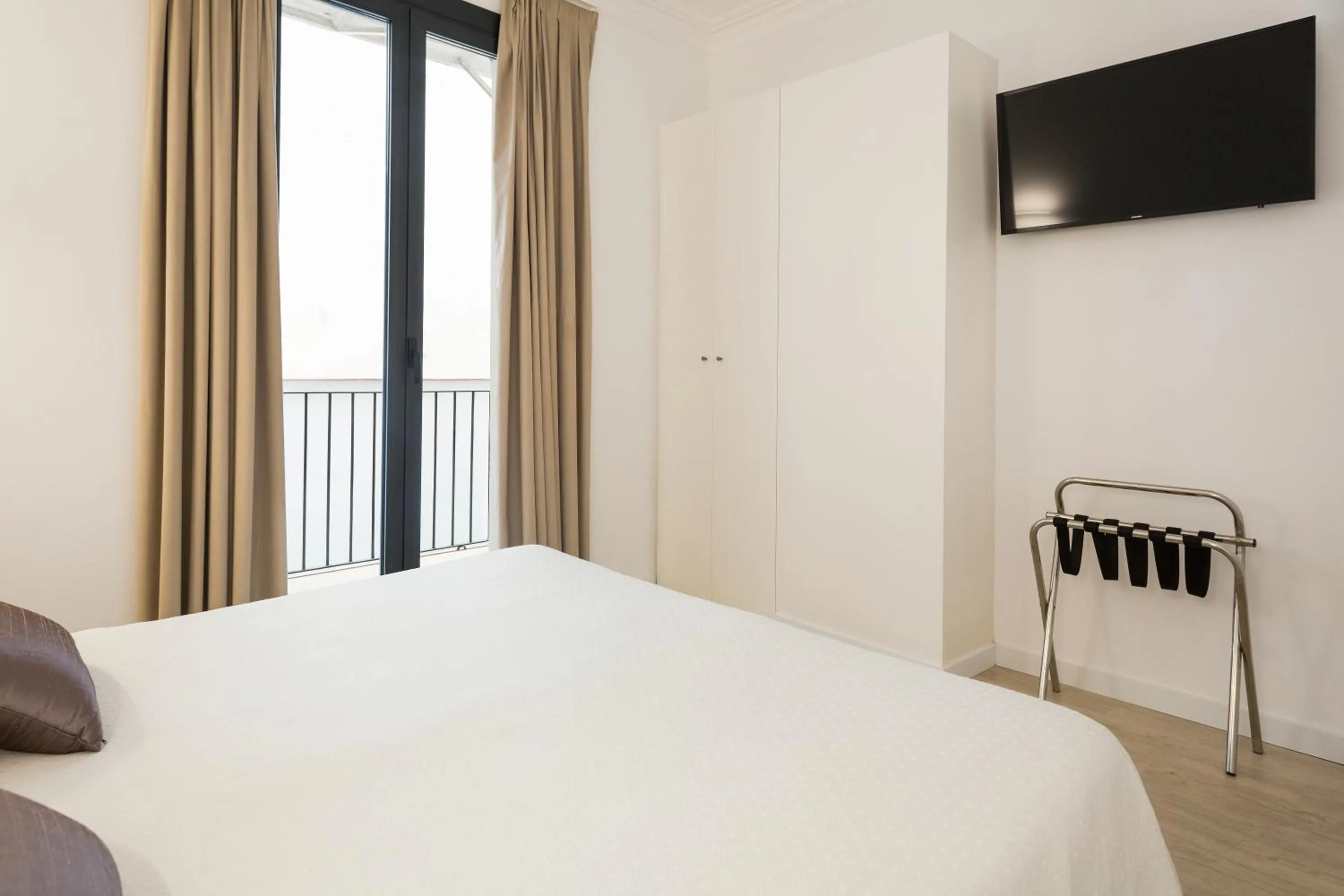 Bed in BcnStop Parc Güell