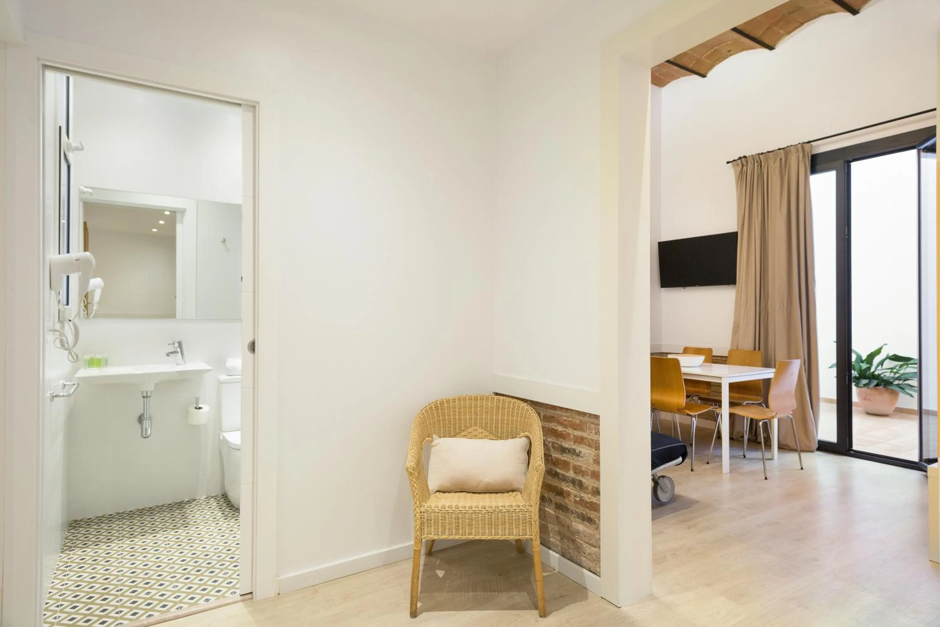 Patio in BcnStop Parc Güell