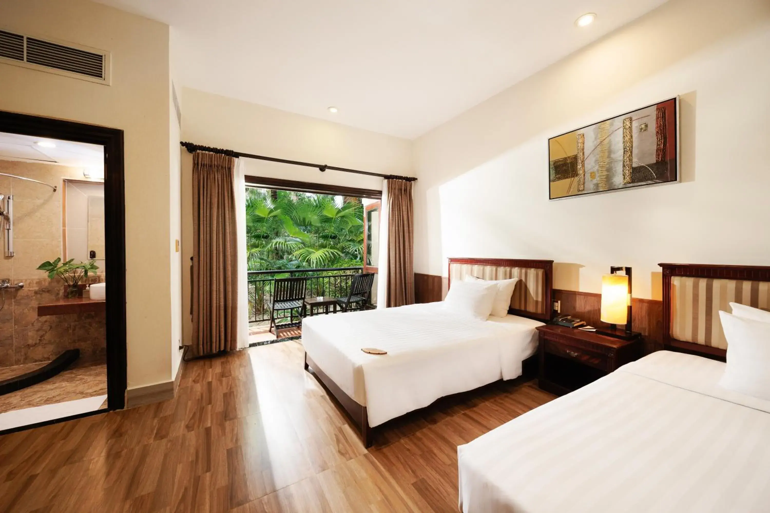 Bedroom, Bed in Diamond Bay Resort & Spa Bedroom, Bed in Diamond Bay Resort & Spa