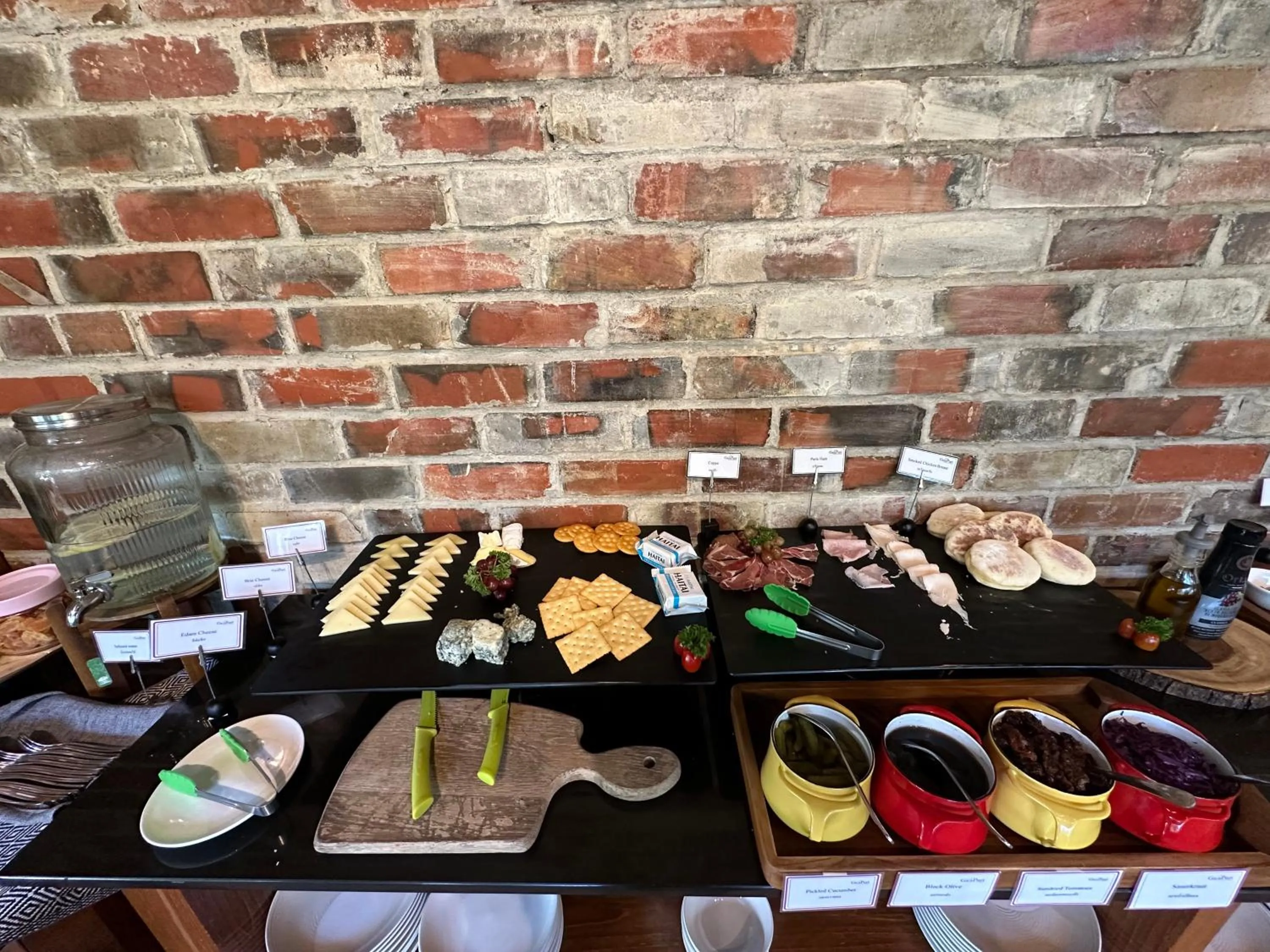 Restaurant/places to eat in GajaPuri Resort Koh Chang