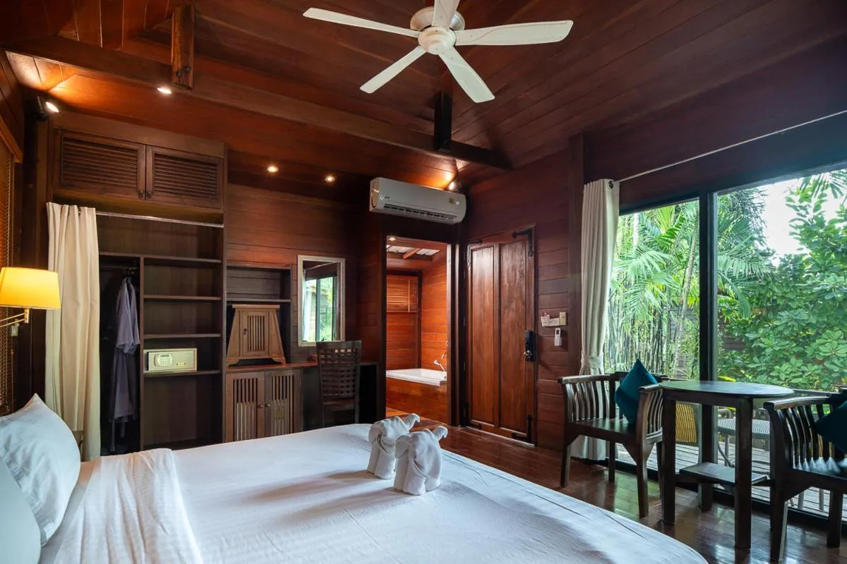 Bed in GajaPuri Resort Koh Chang