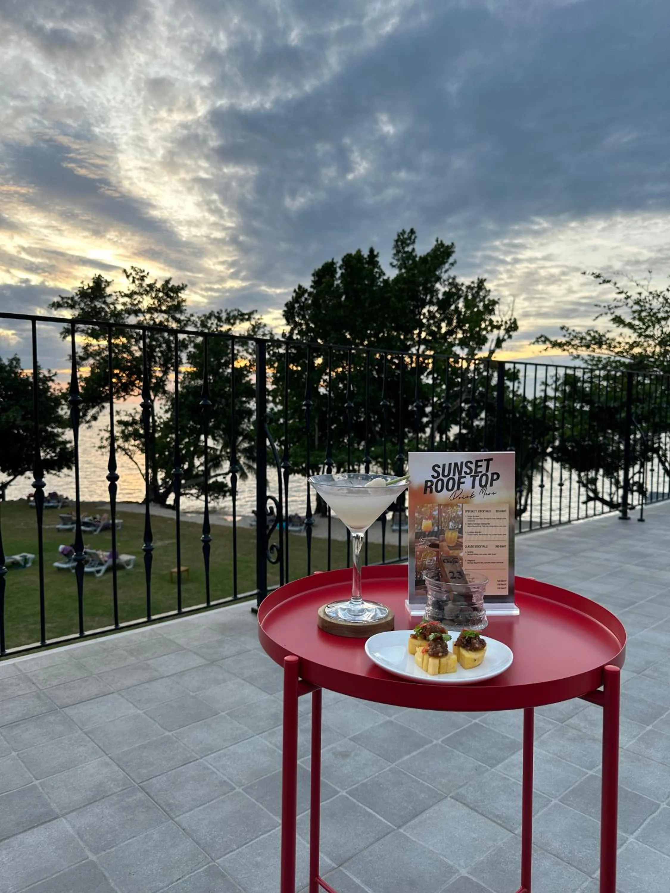 Restaurant/places to eat in GajaPuri Resort Koh Chang