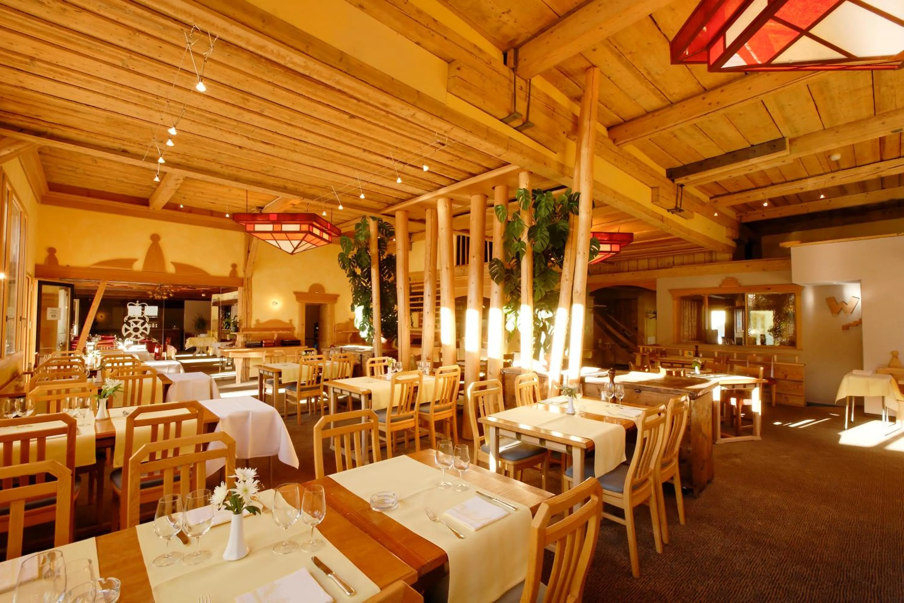 Restaurant/places to eat in DANILO Savognin