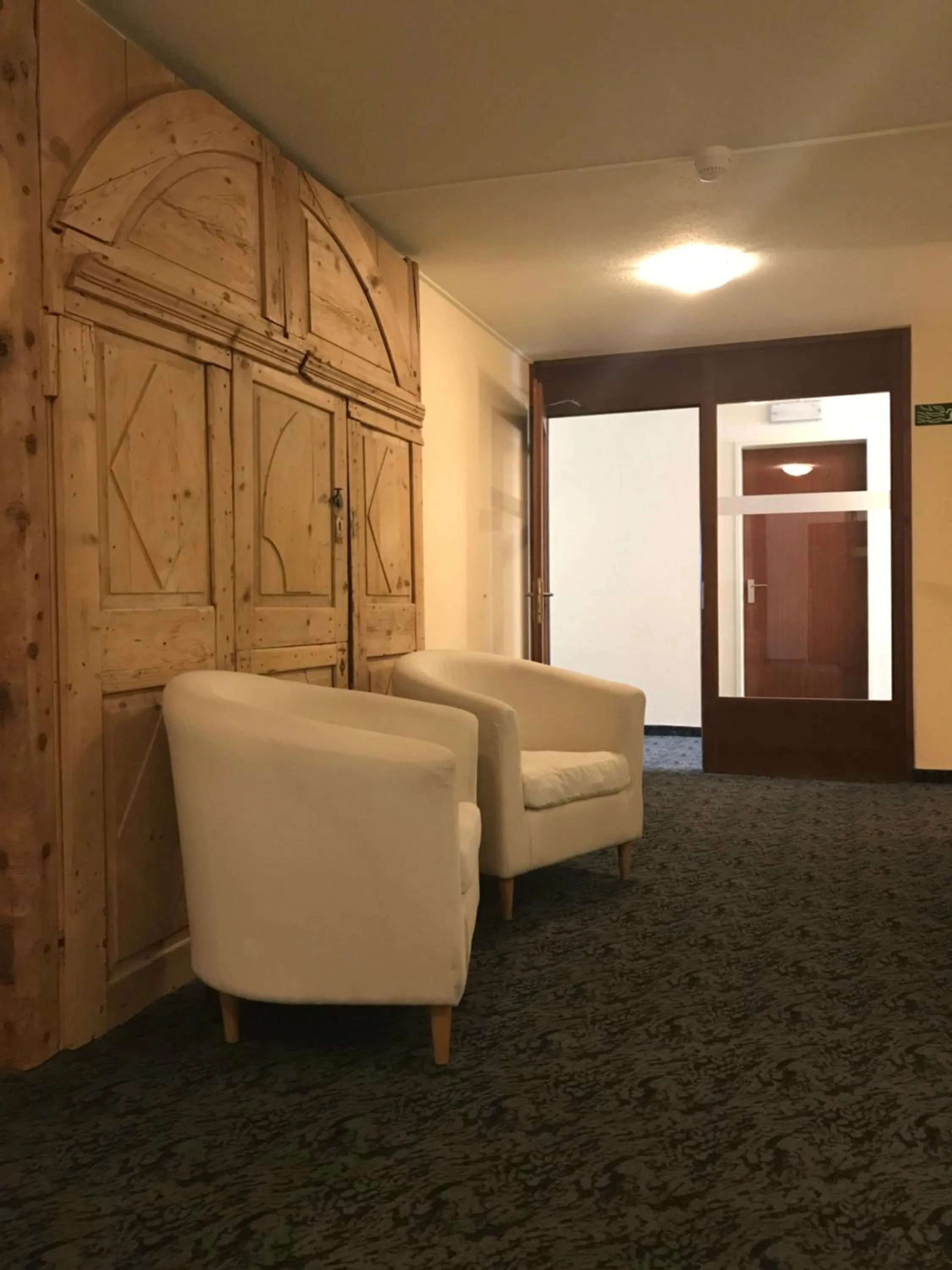 Seating area in DANILO Savognin