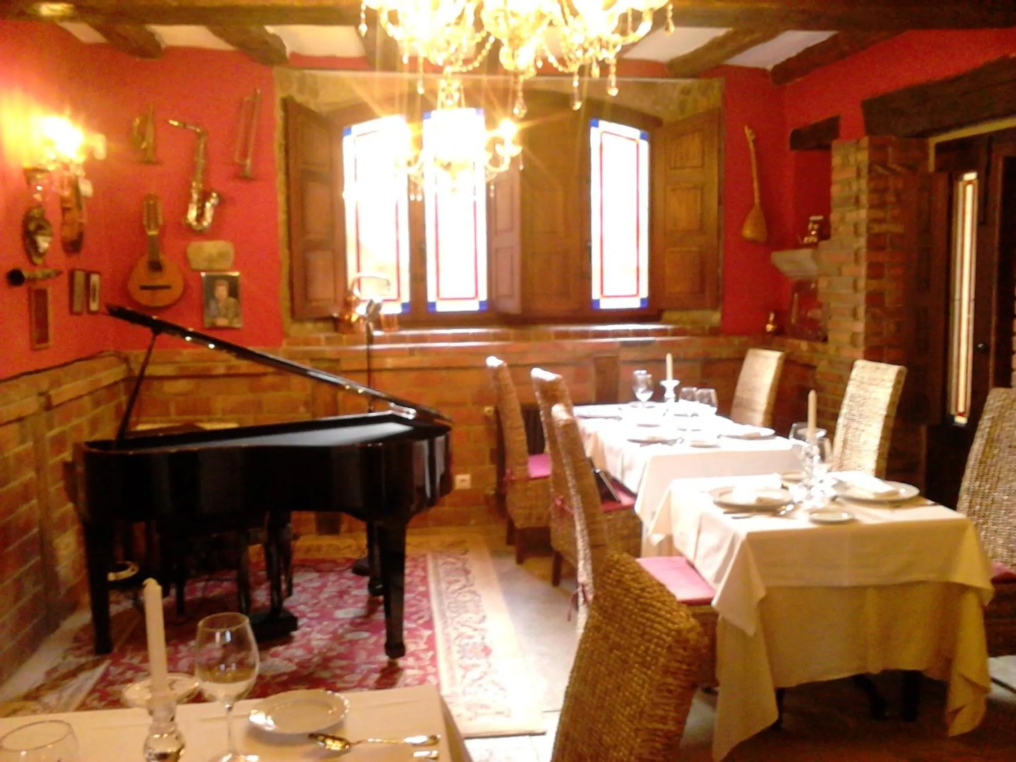 Restaurant/places to eat in Hotel Casona de la Torre