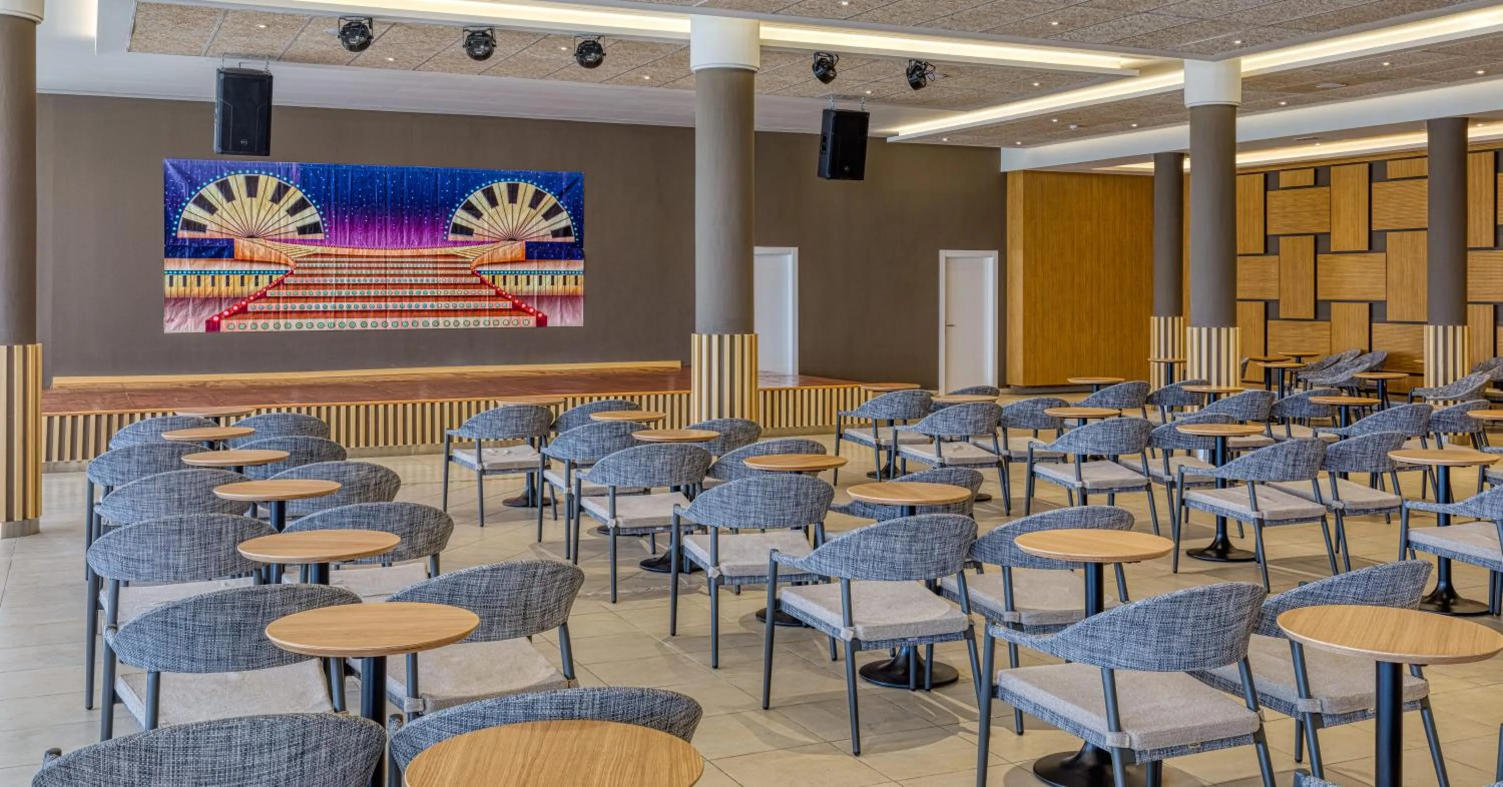 Lounge or bar in Mojacar Playa Aquapark Hotel