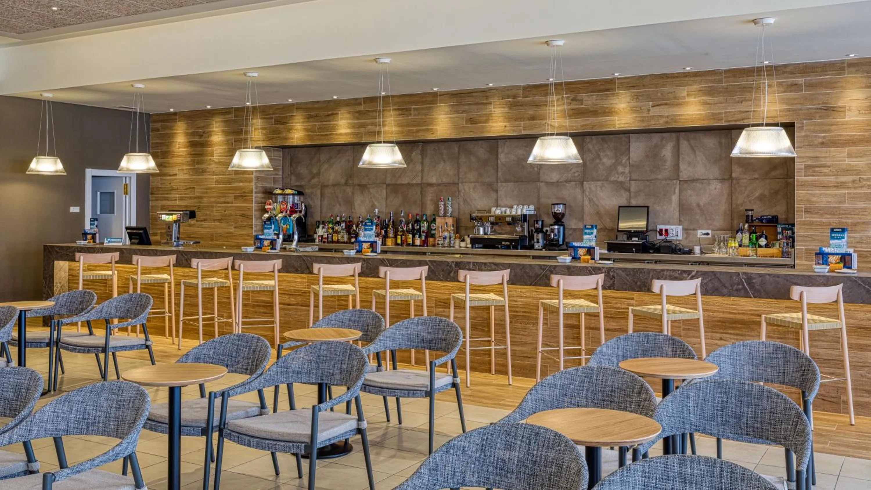 Lounge or bar in Mojacar Playa Aquapark Hotel