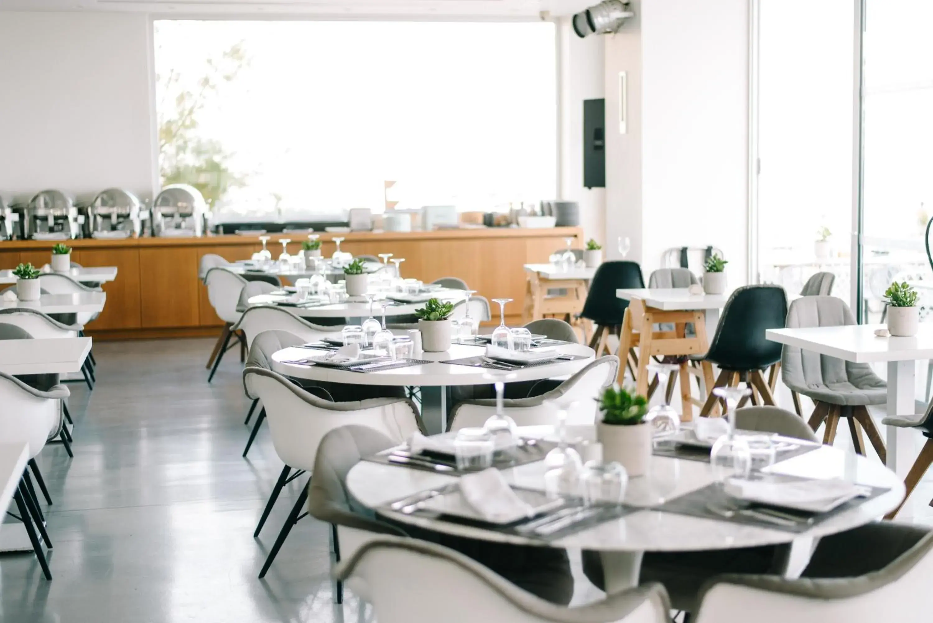 Restaurant/places to eat in Sikyon Coast Hotel And Resort Restaurant/places to eat in Sikyon Coast Hotel And Resort