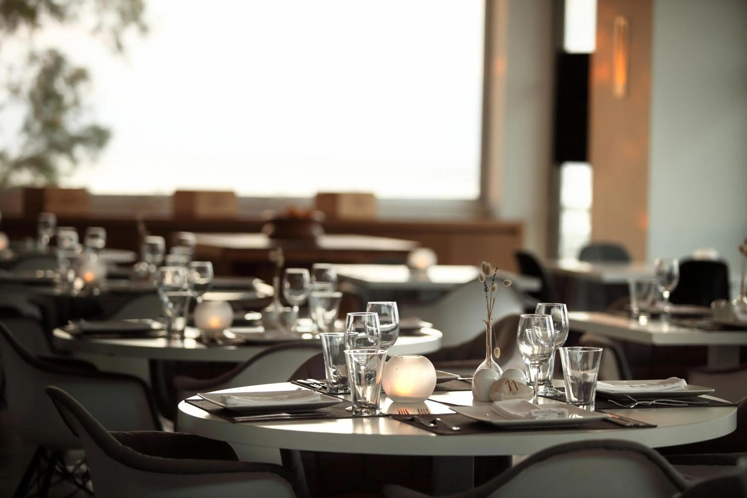 Restaurant/places to eat in Sikyon Coast Hotel And Resort