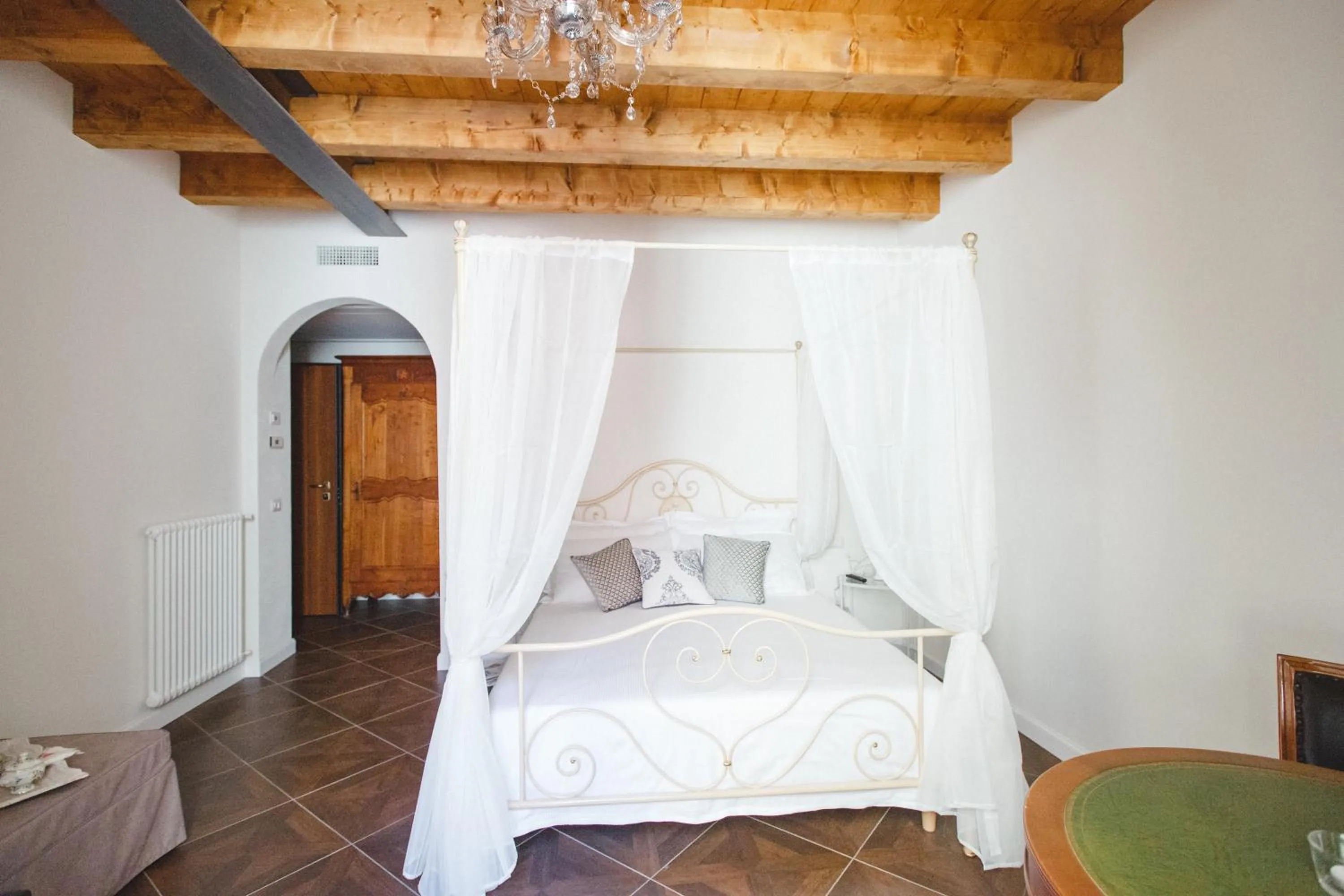 Bed in Alessia's Place