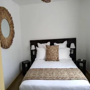 Bedroom, Bed in Hôtel Le Gois