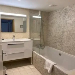Bathroom in Hôtel Le Gois