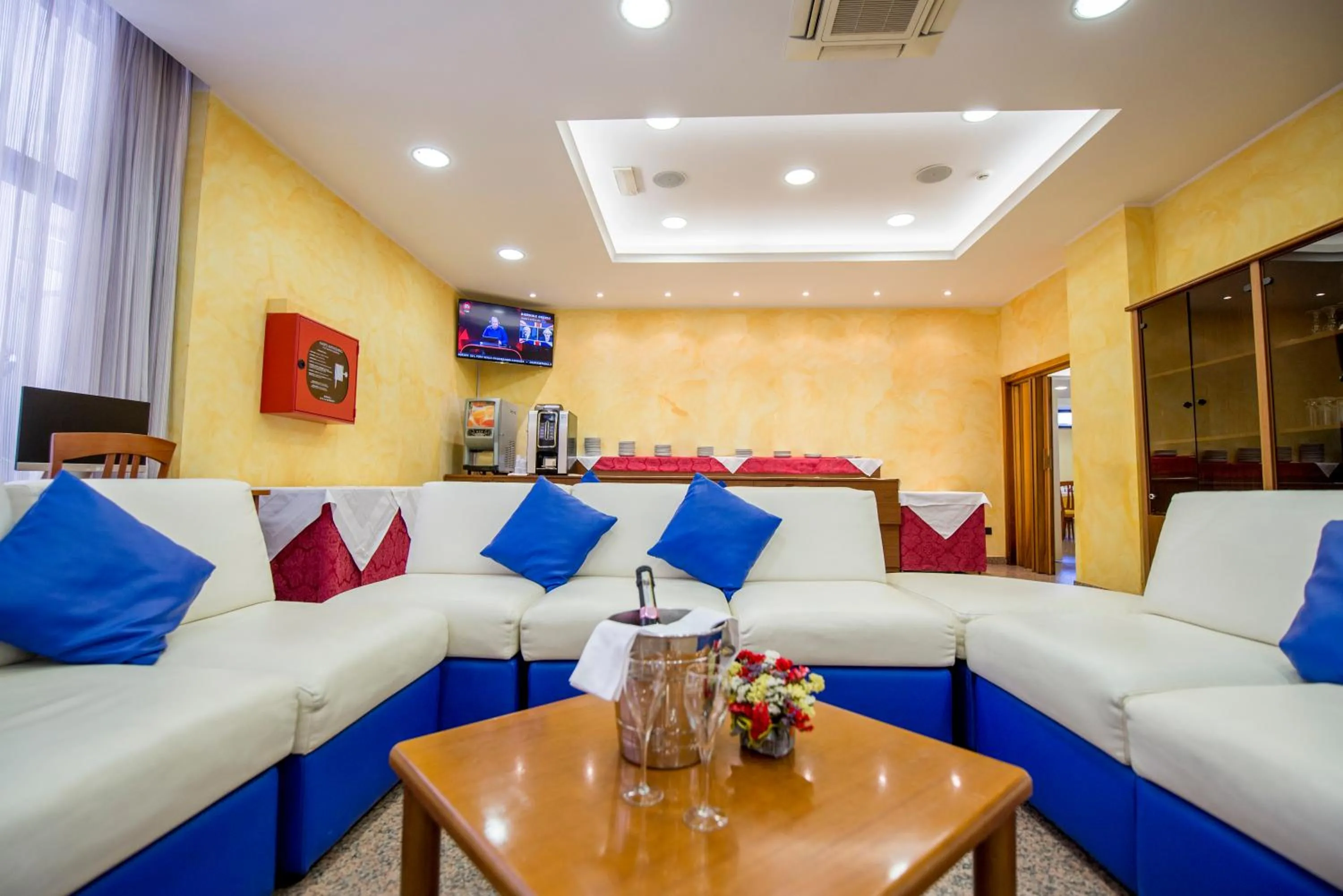 Hotel International
