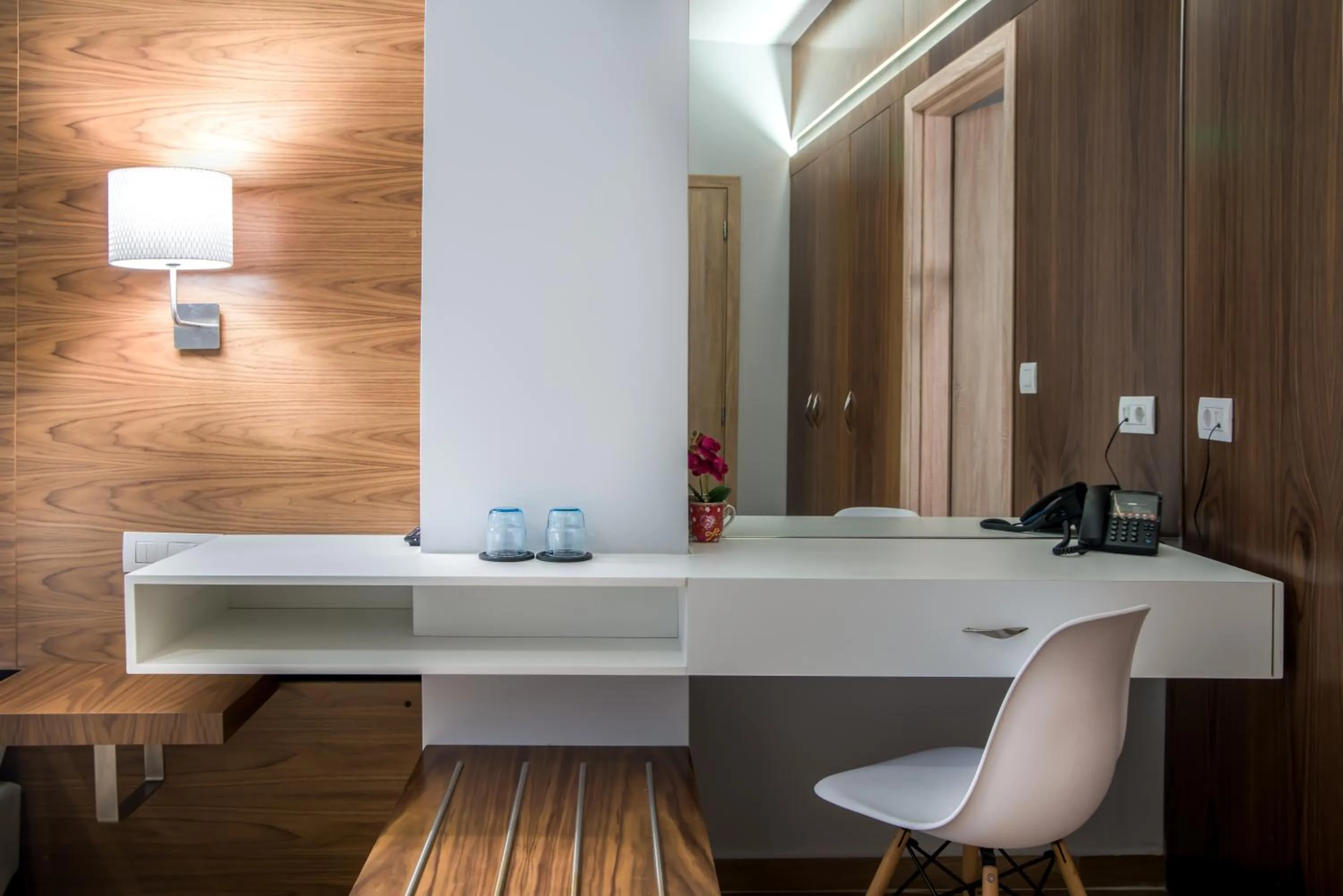 AD Athens Luxury Rooms & Suites