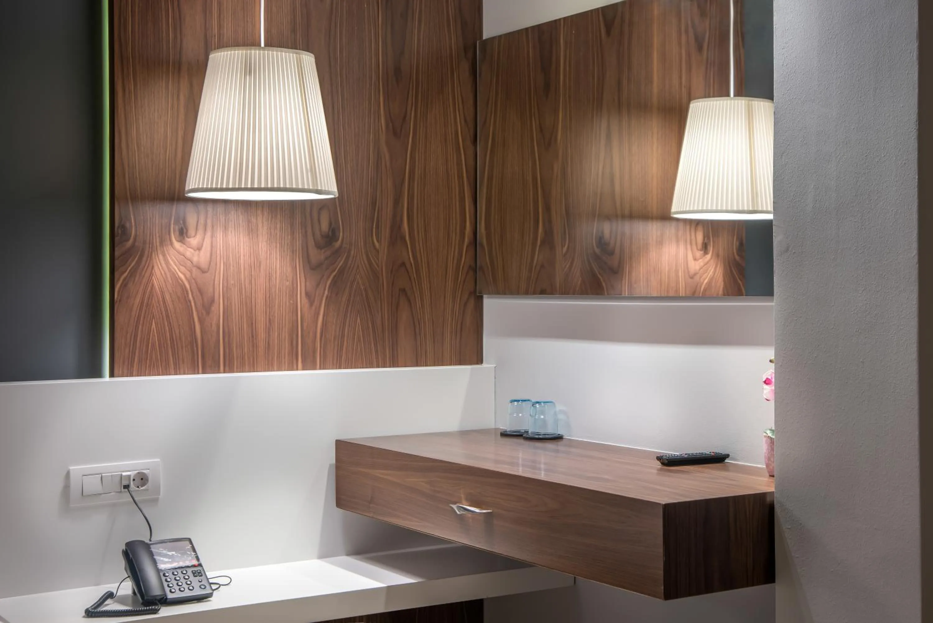 AD Athens Luxury Rooms & Suites