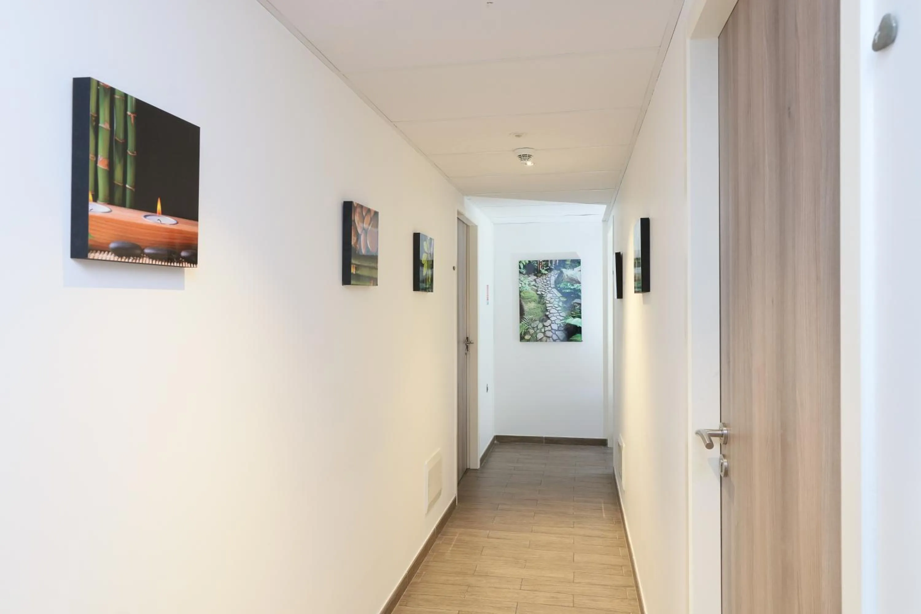 Property building in Hotel Arago