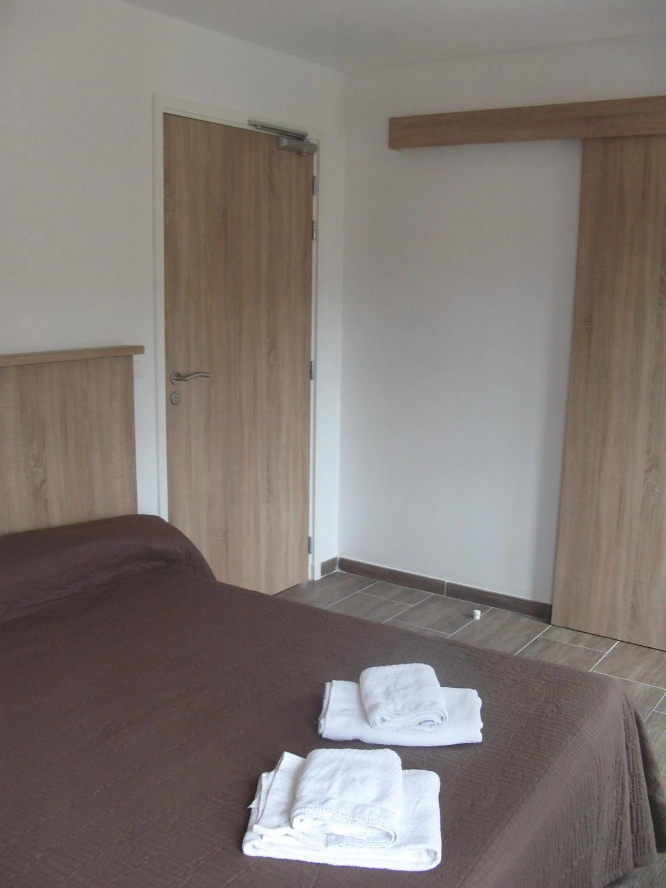 Bedroom, Bed in Hotel Arago