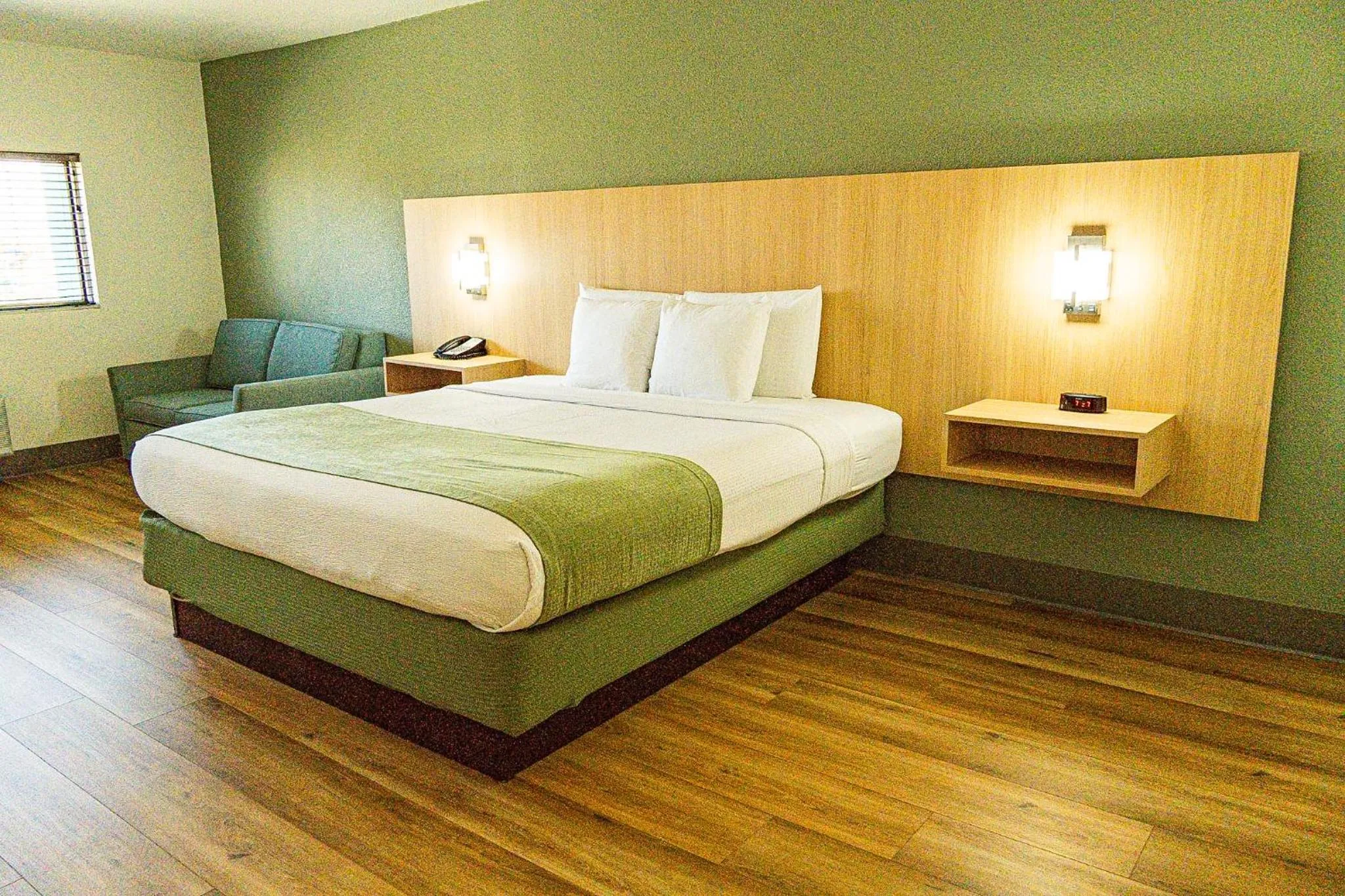 Bed in Coco Key Hotel & Water Park Resort