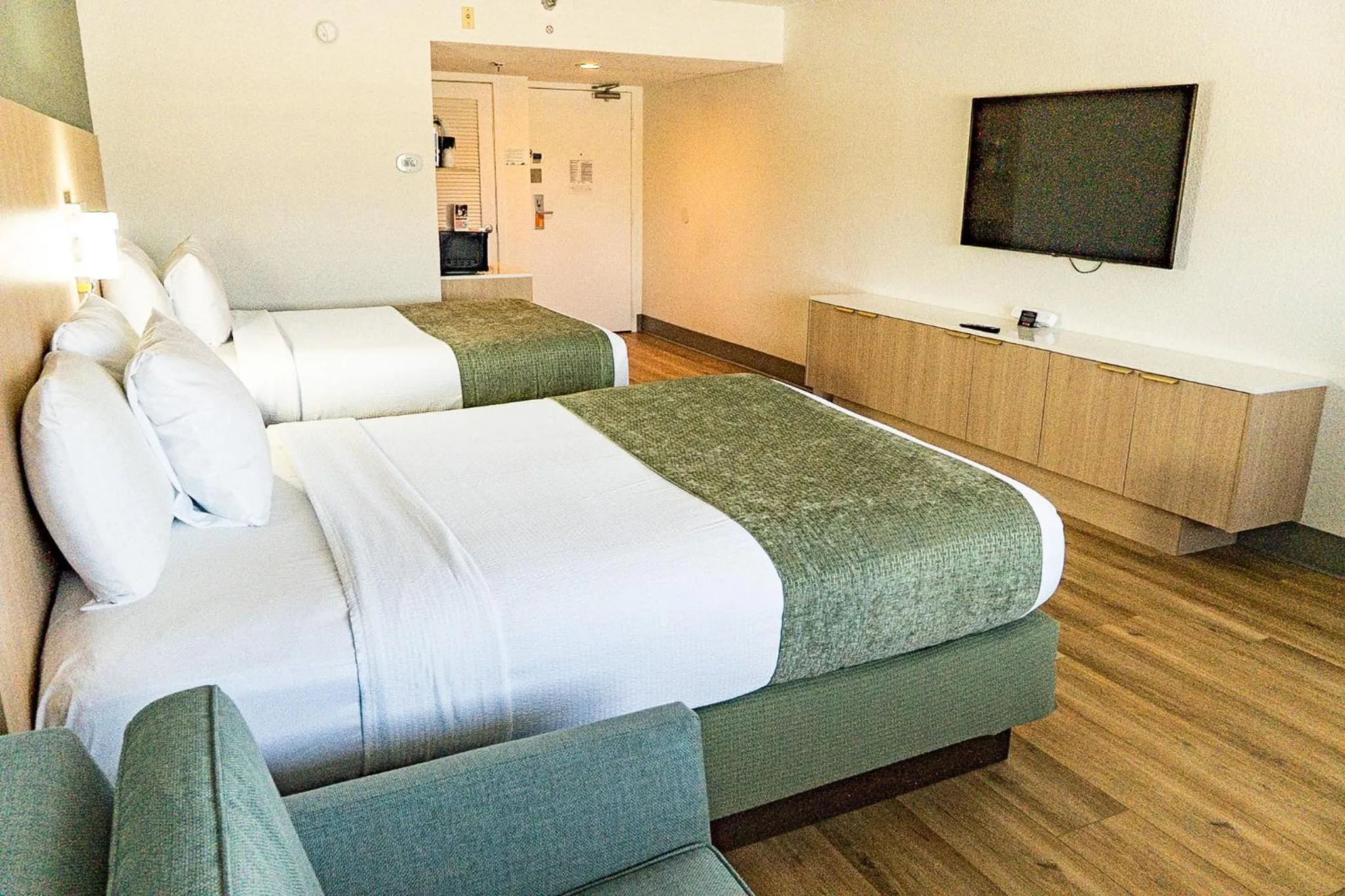 TV and multimedia, Bed in Coco Key Hotel & Water Park Resort