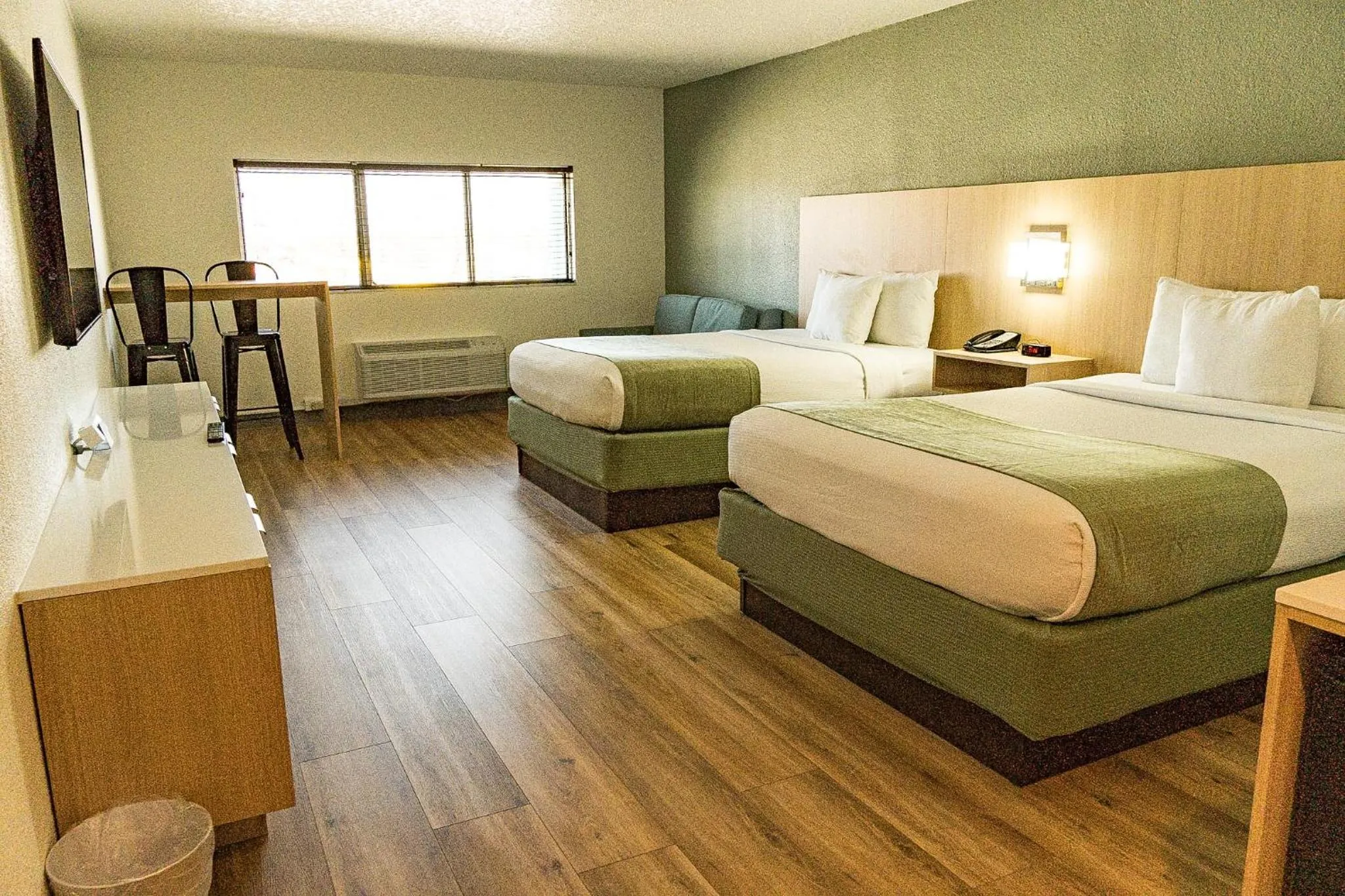 Bed in Coco Key Hotel & Water Park Resort